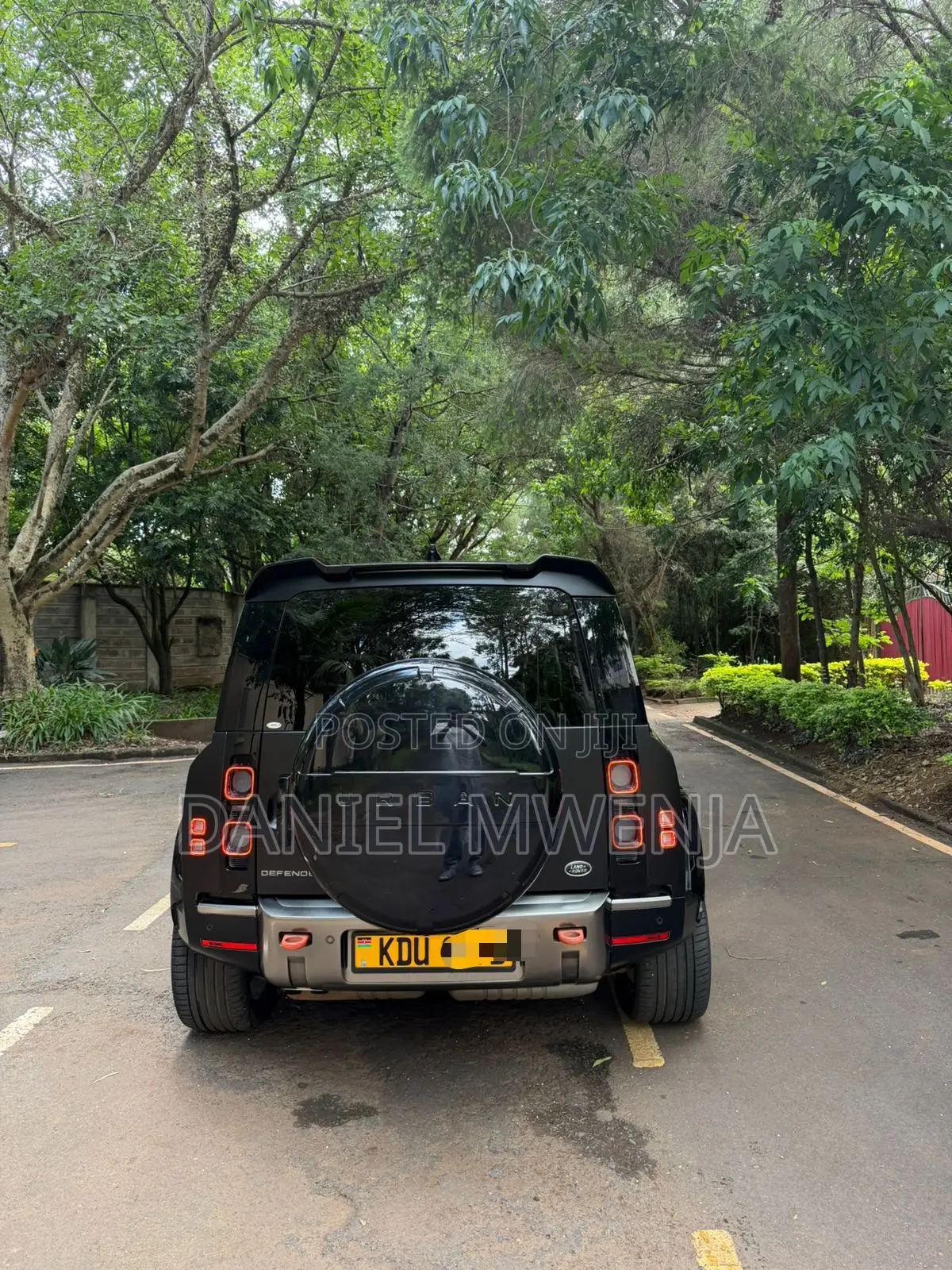 Land Rover Defender X-Dynamic SE 2023 Black