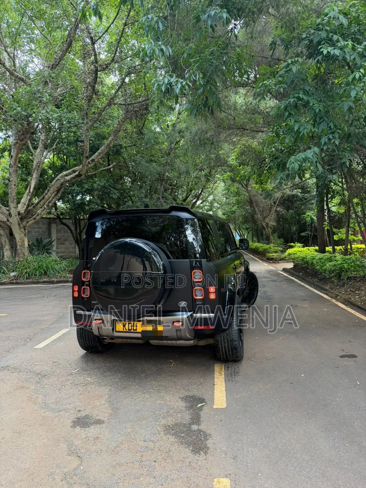 Land Rover Defender X-Dynamic SE 2023 Black