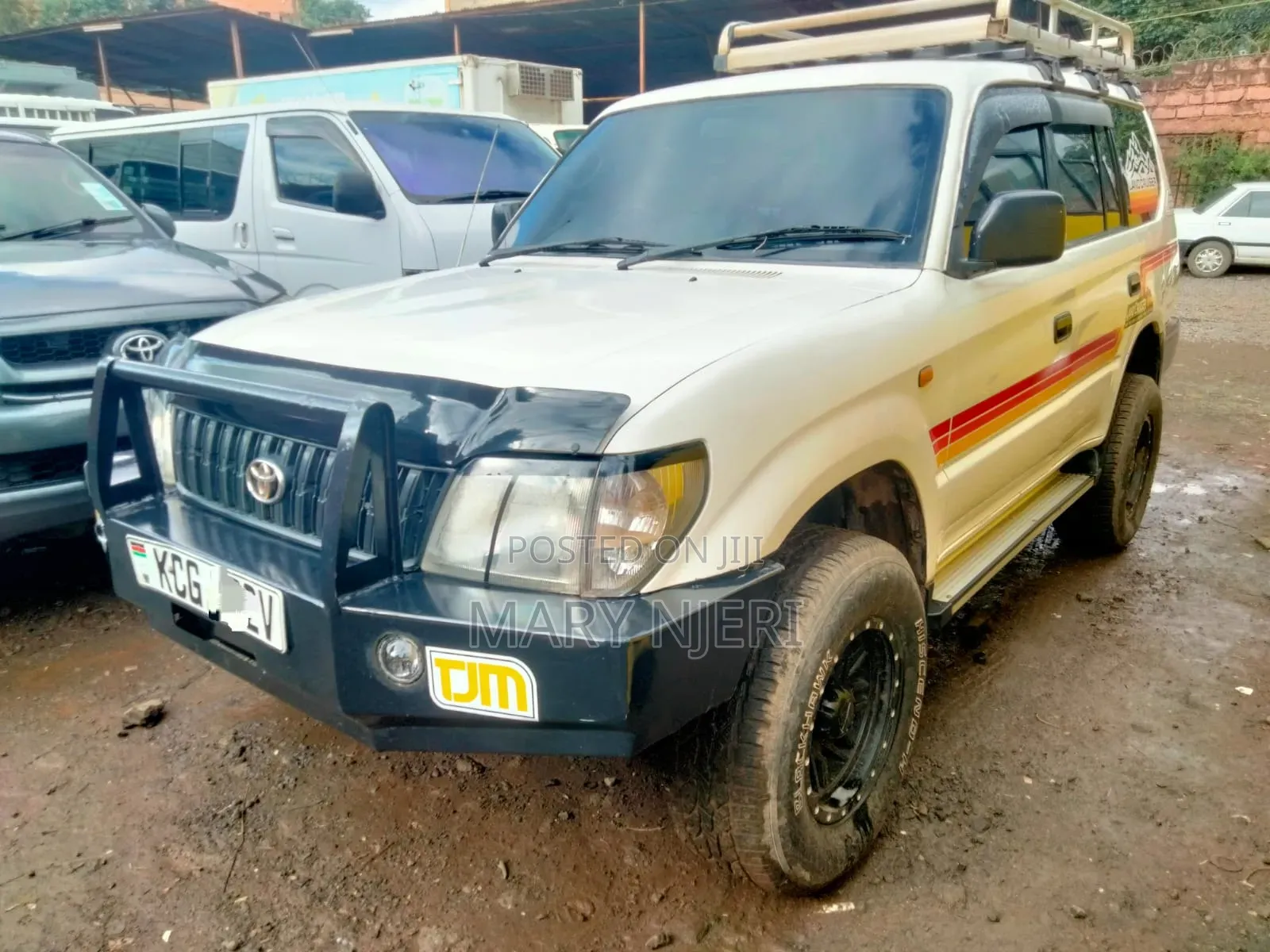 Toyota Land Cruiser 90 2002 White