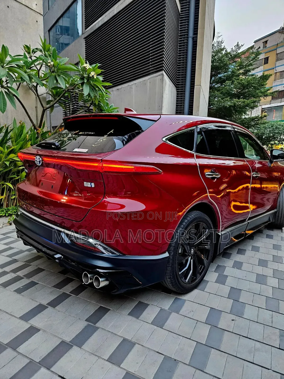 Toyota Harrier 2.5 Hybrid GR Sport 2020 Red