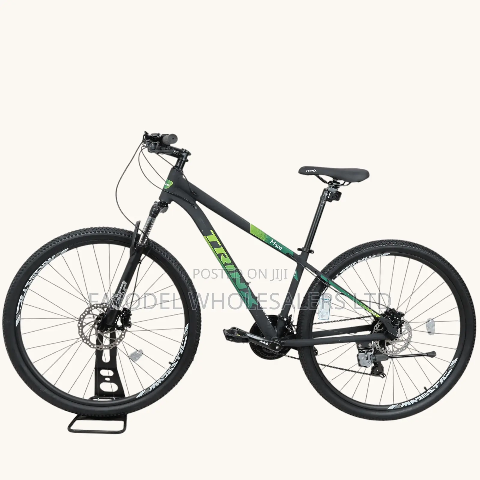 Brand New Trinx M600 MTB – Smooth Ride Strong Frame