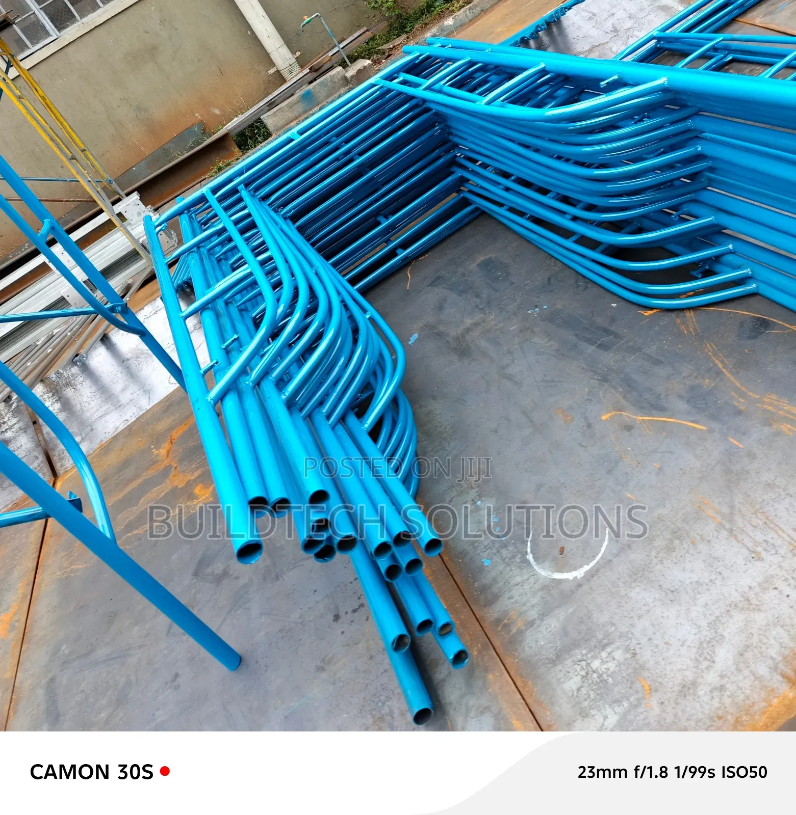 Durable Scaffolding Ladder – Secure, Reliable, Ready to Use
