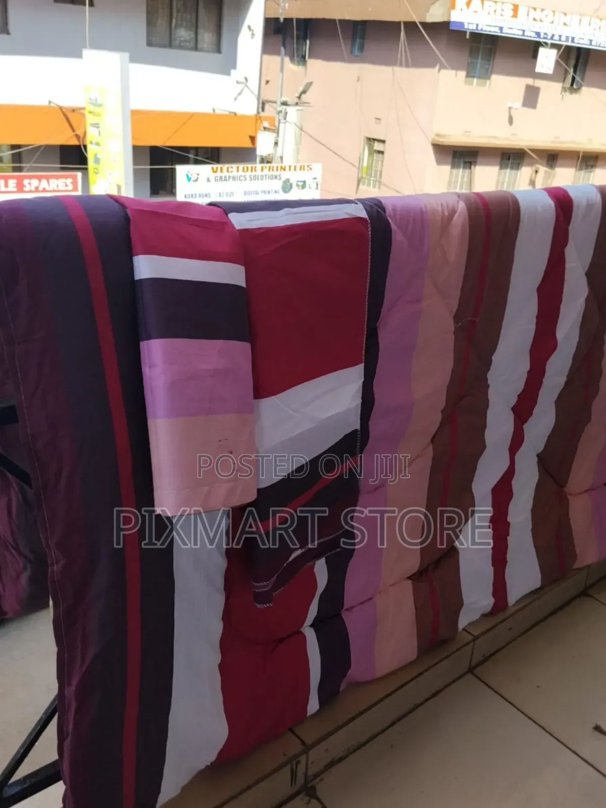 Unbinded Duvet Set 5 by 6, 1 Bedsheet an a Pillow Case