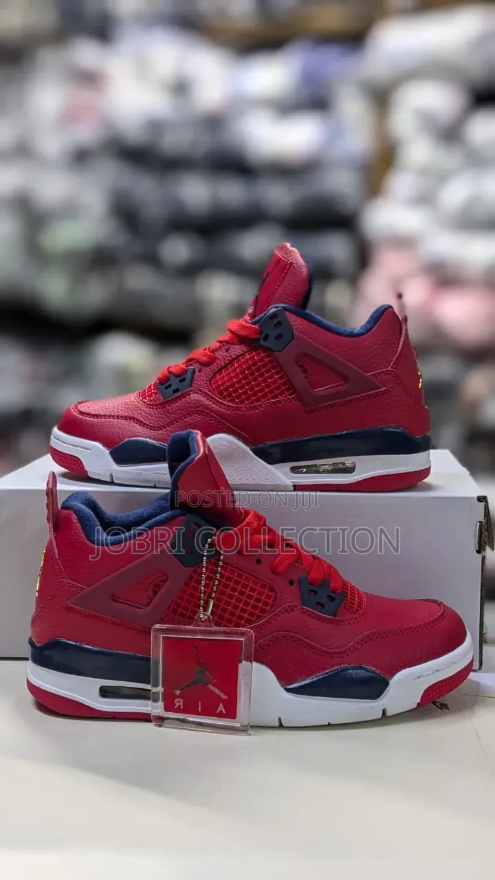 Designer Nike Air Jordan 4 Retro Fiba Sneakers