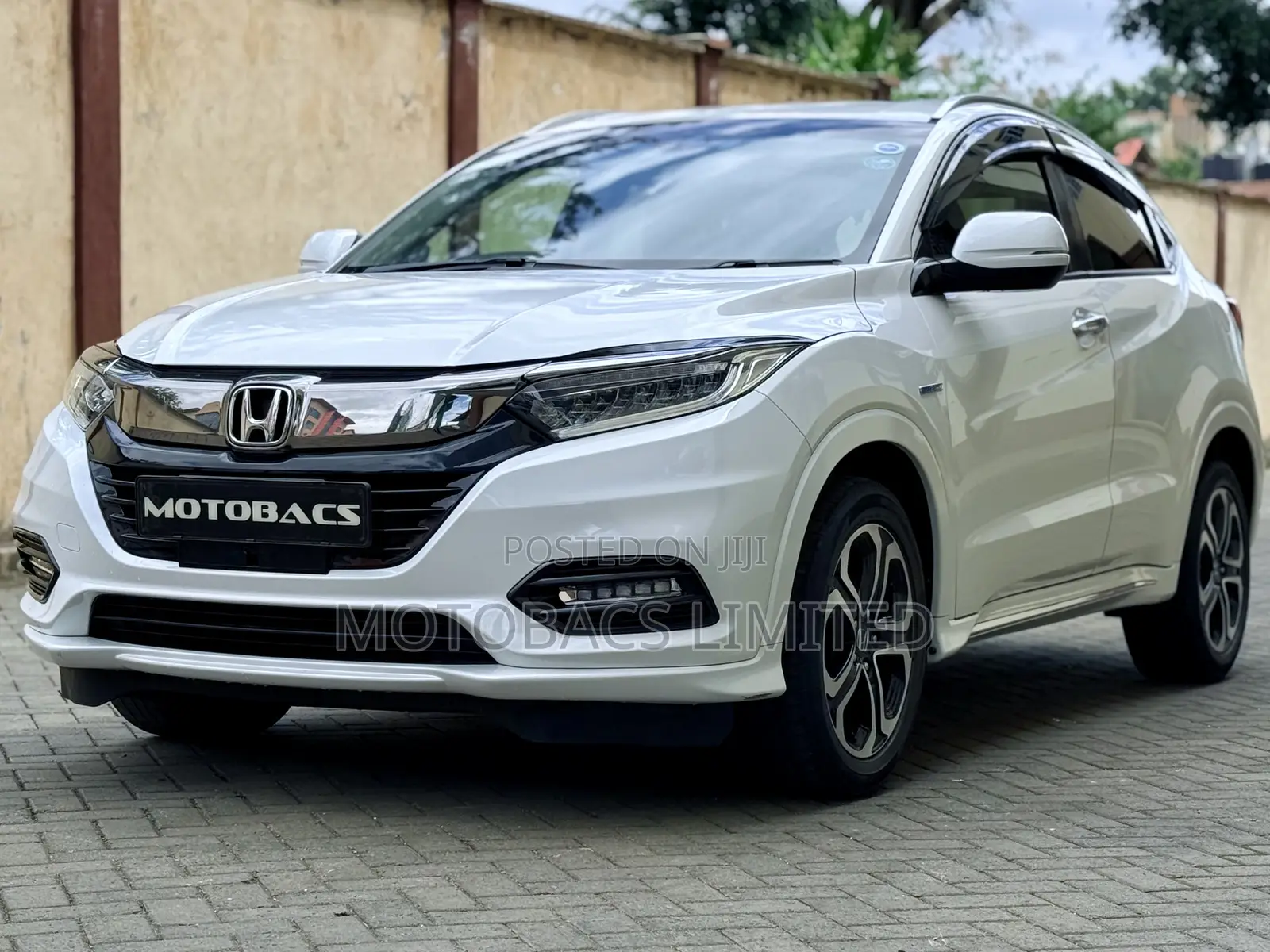 Honda Vezel 1.5 Hybrid 2WD 2019 Pearl