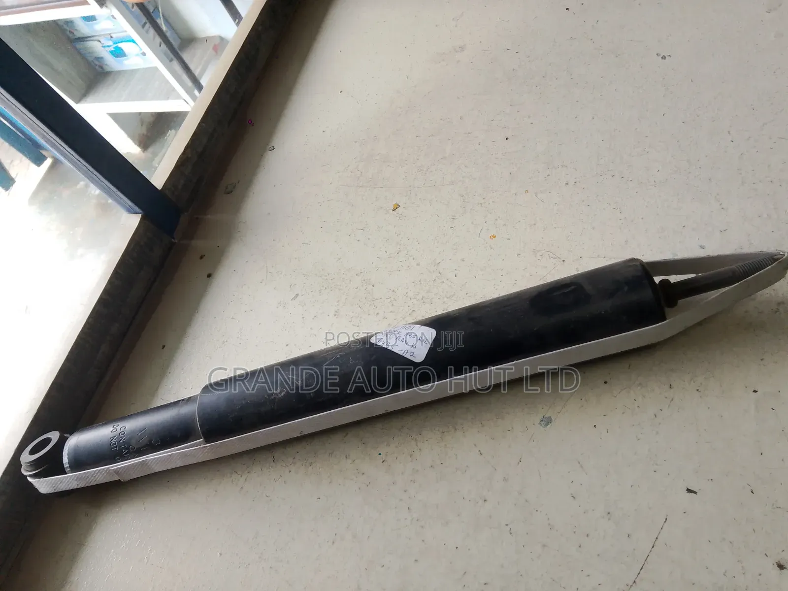 Rear Shock Absorbers Toyota Rav4