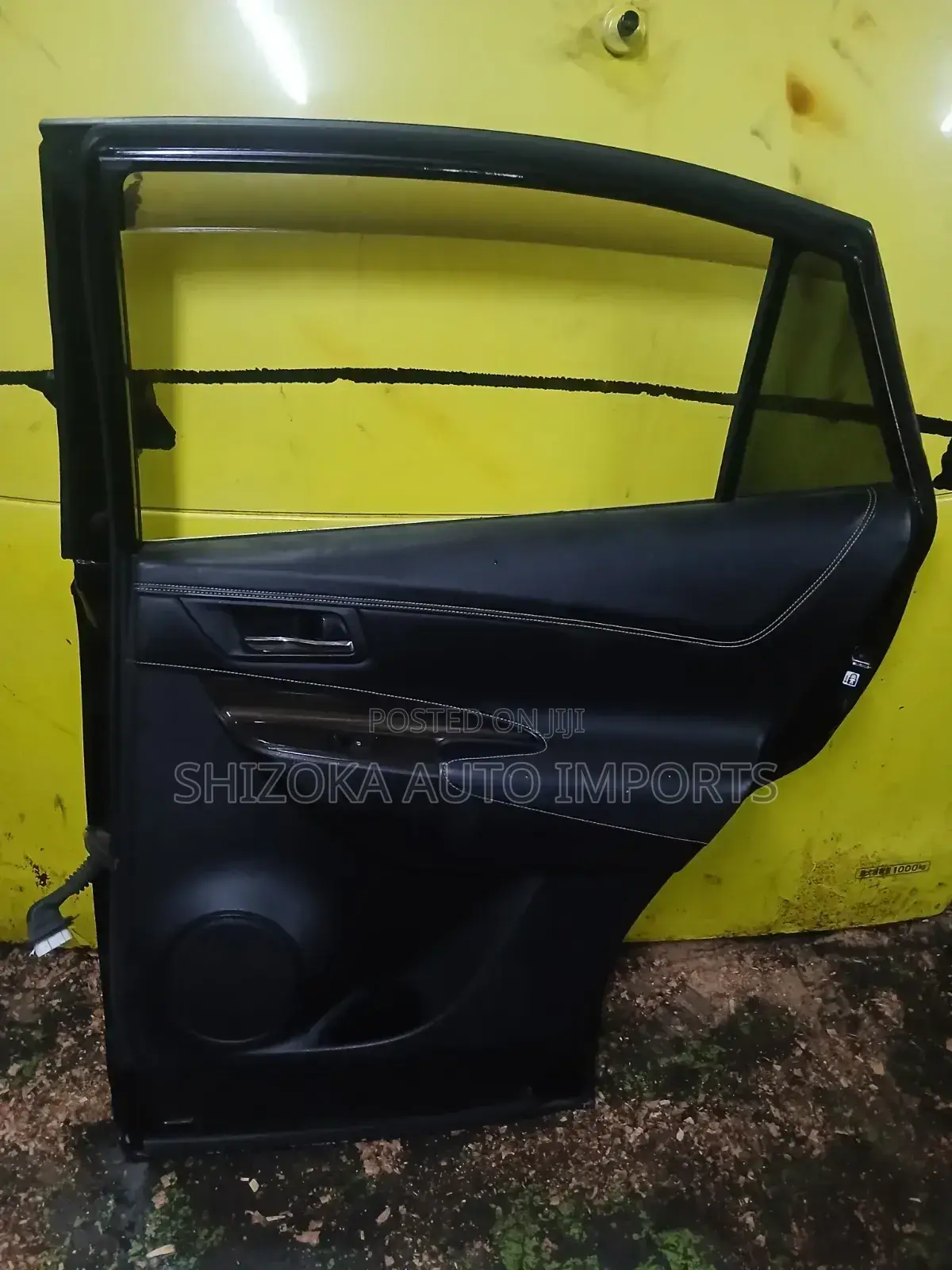 Toyota Harrier Right Rear Door 2013–2020 Original Ex-Japan