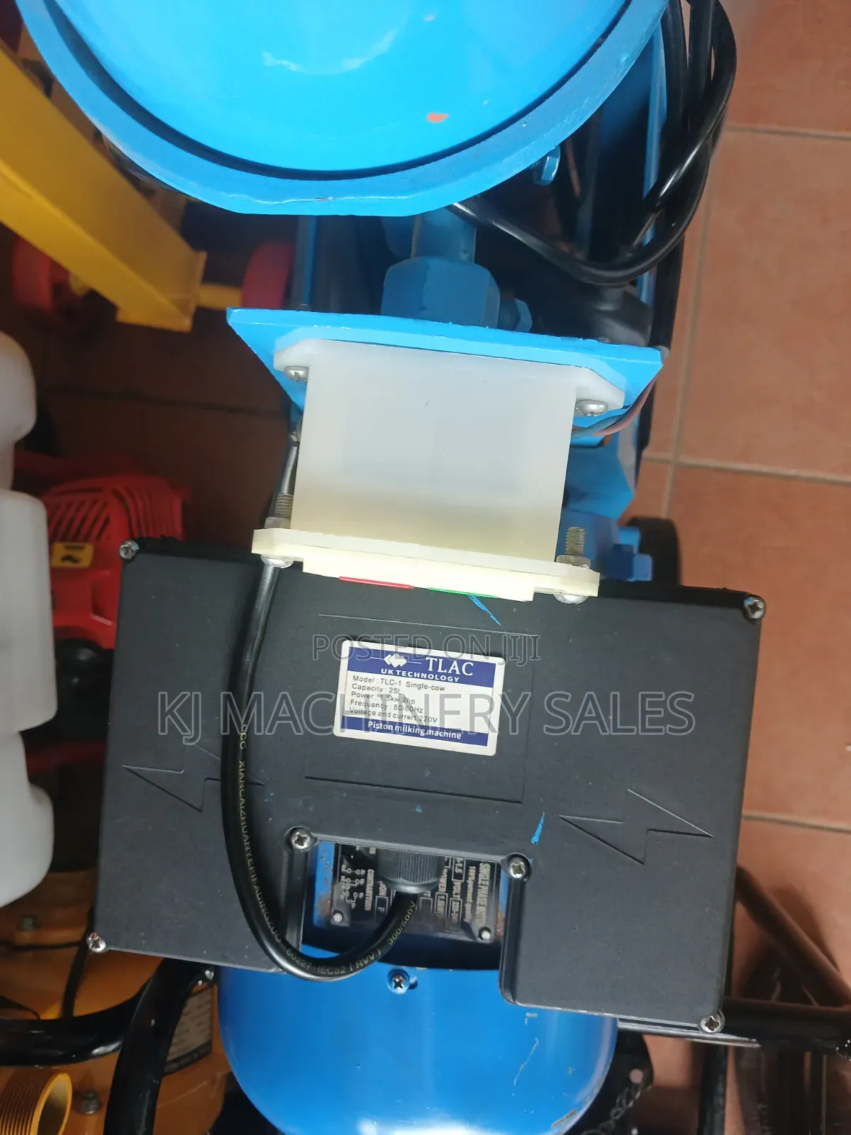Electric Milking Machine