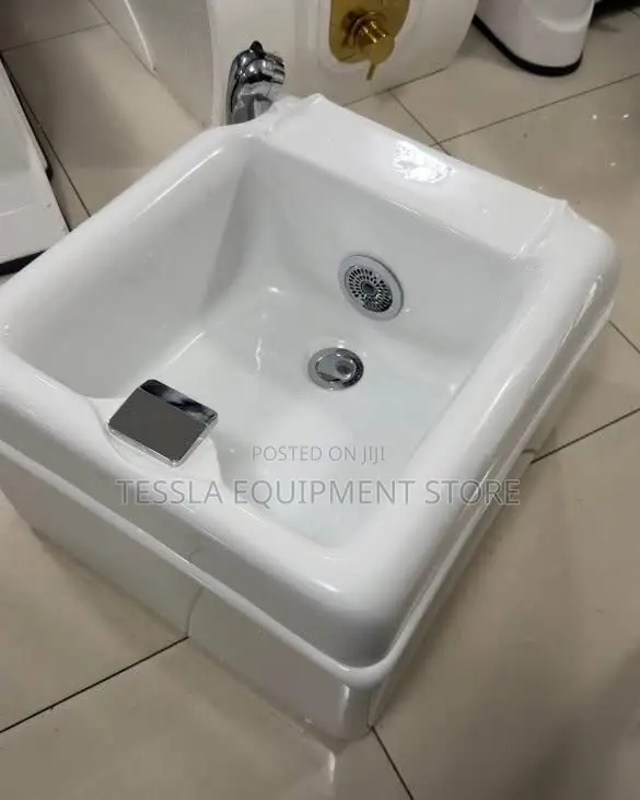 Wide Range Pedicure Basin