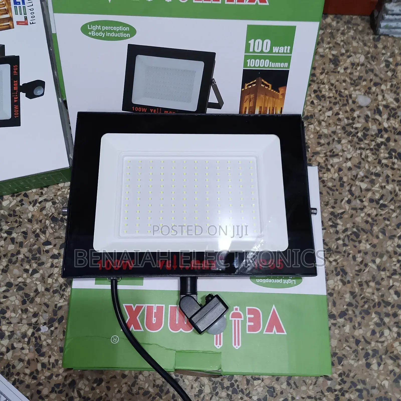 Vellmax Floodlight 100 Watts, Quality Floodlight With Motion Sensor