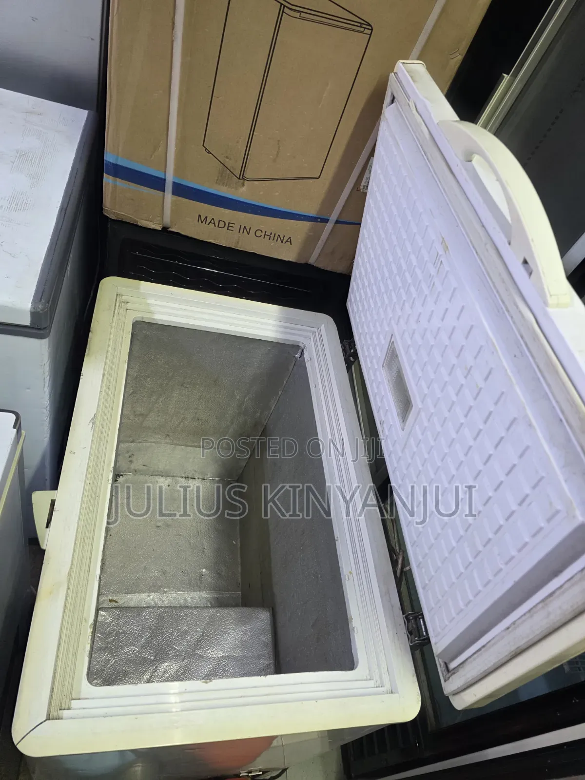 170l Solid Top Freezer