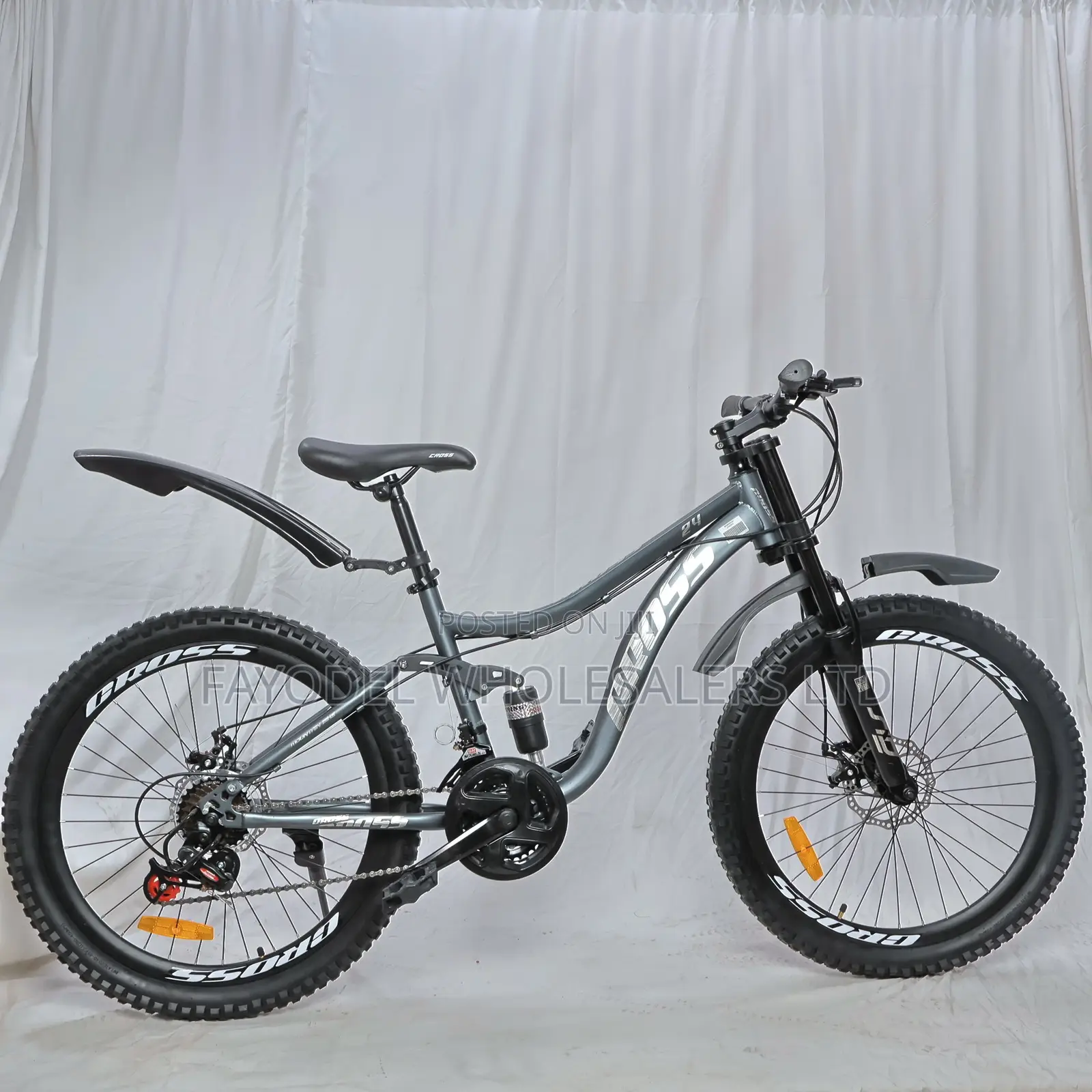 High-Performance Cross Bike – Lightweight Fast