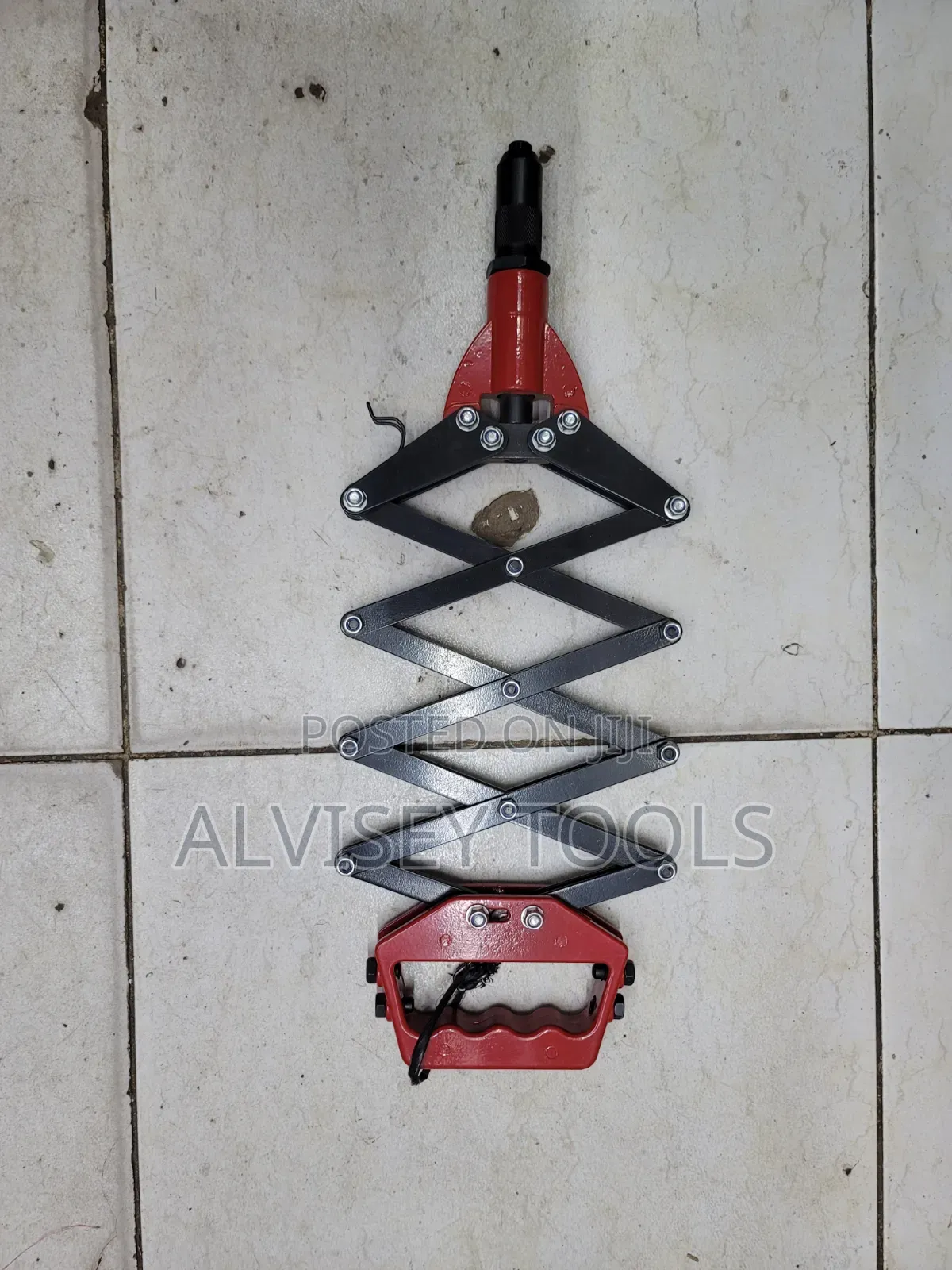 Hand Riveter