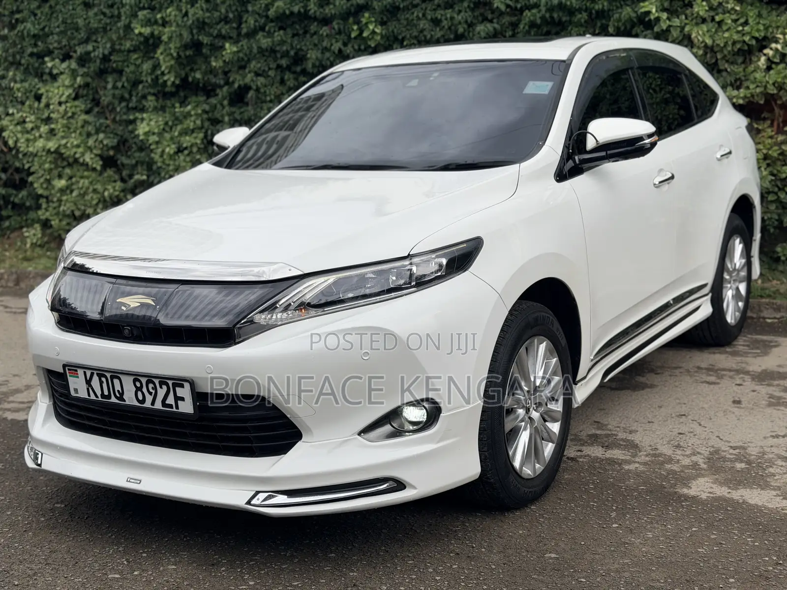 Toyota Harrier 2.0 2017 White