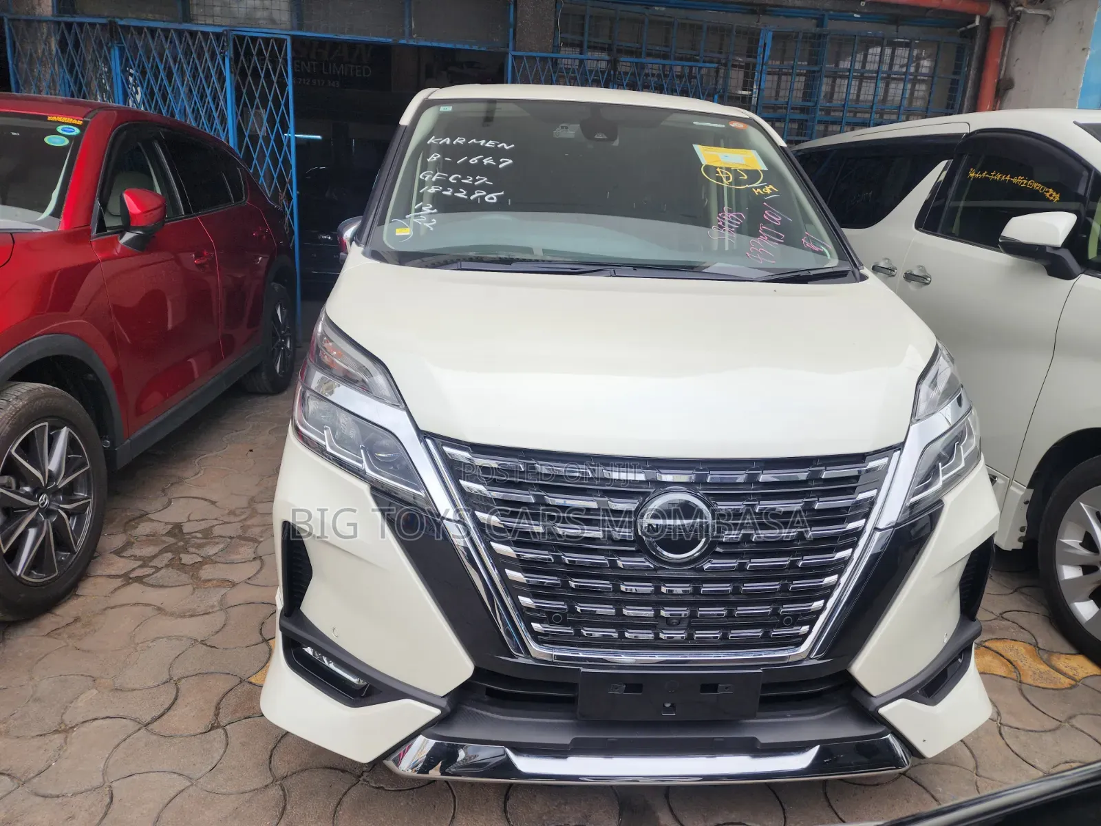 Nissan Serena 2019 White