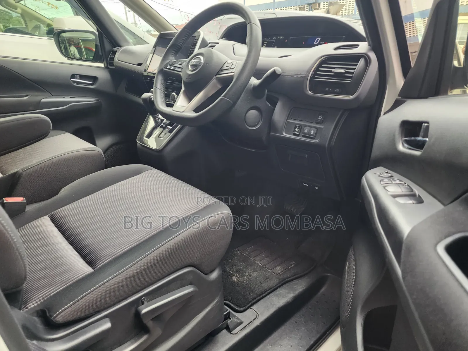 Nissan Serena 2019 White