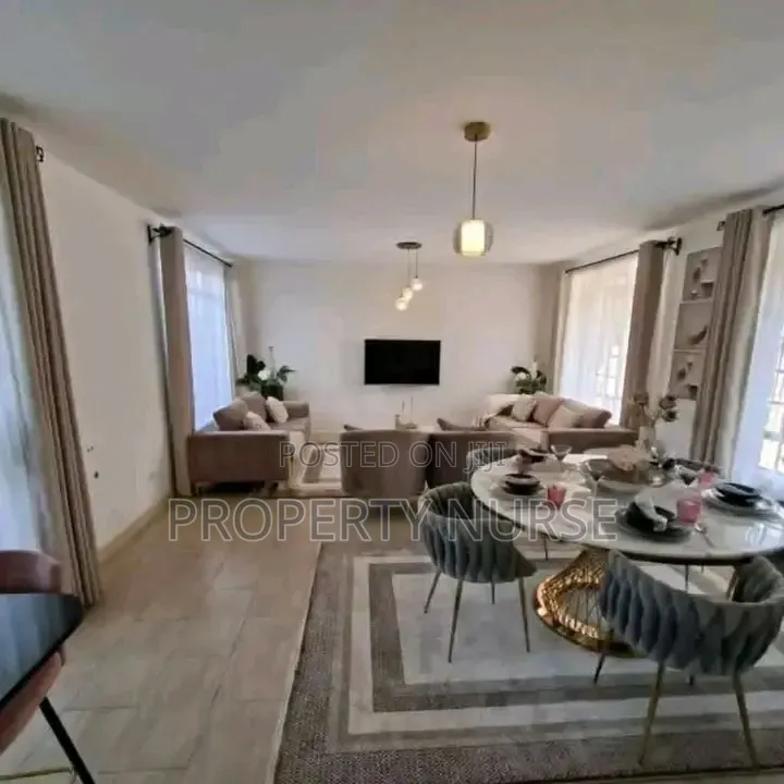 4bdrm Mansion in Gateway Mall Area for sale