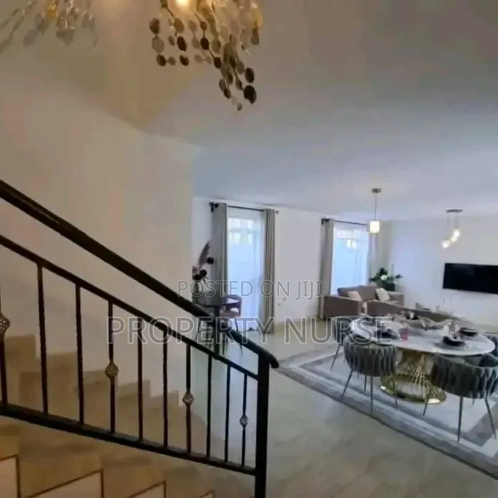 4bdrm Mansion in Gateway Mall Area for sale
