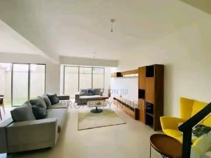 4bdrm Townhouse/Terrace in Gateway Mall Area for sale
