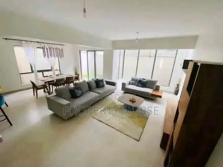 4bdrm Townhouse/Terrace in Gateway Mall Area for sale