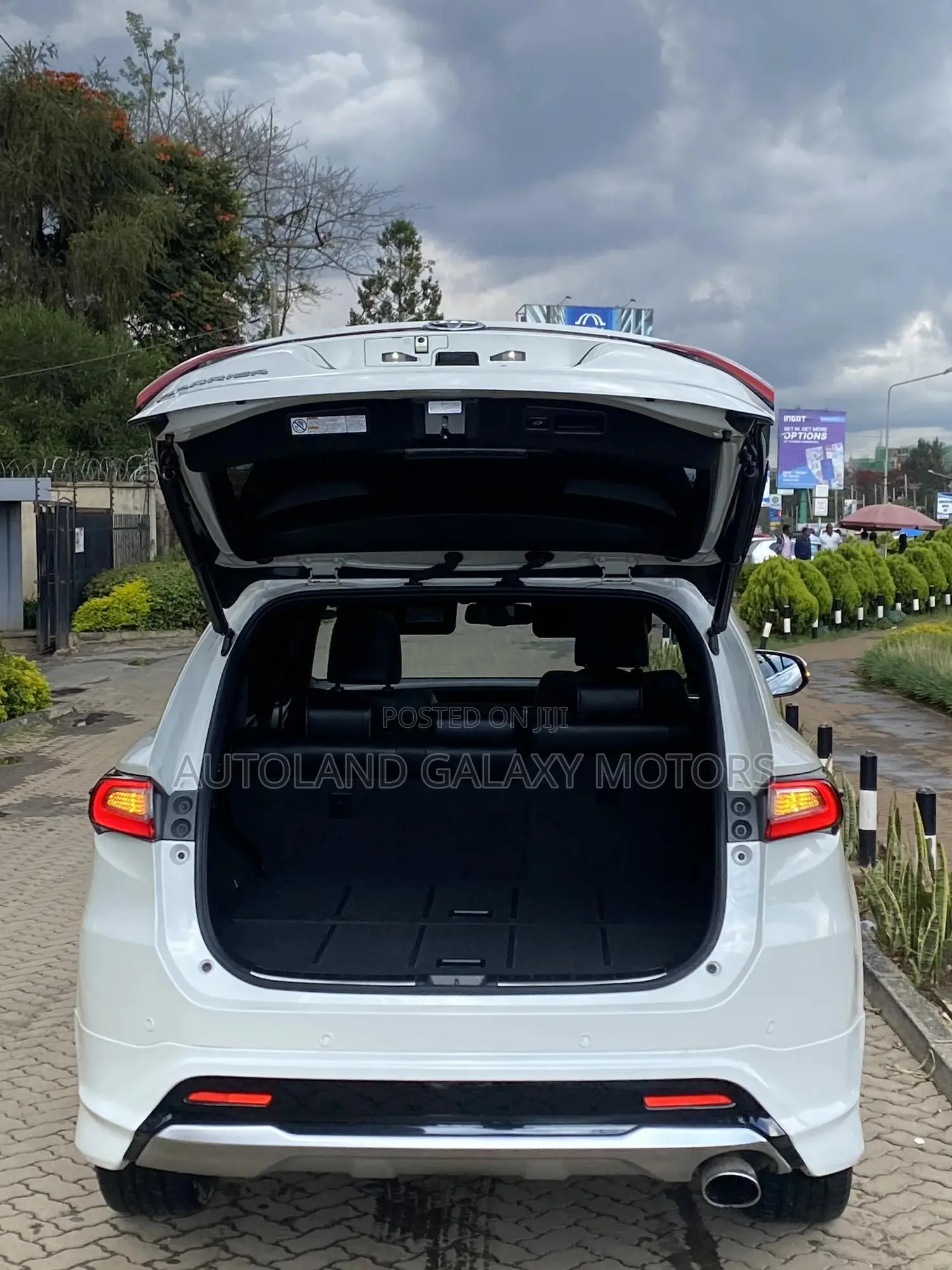 Toyota Harrier 2019 White