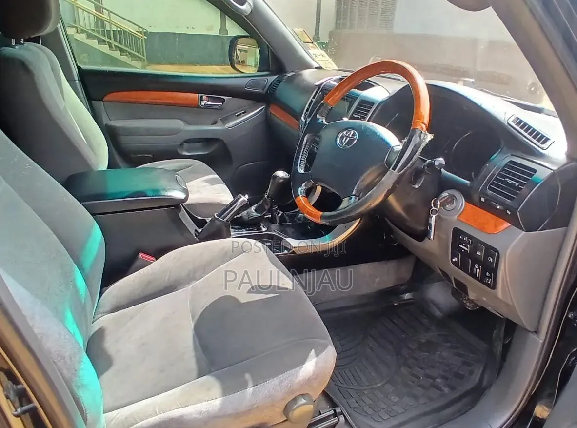 Toyota Land Cruiser Prado 2006