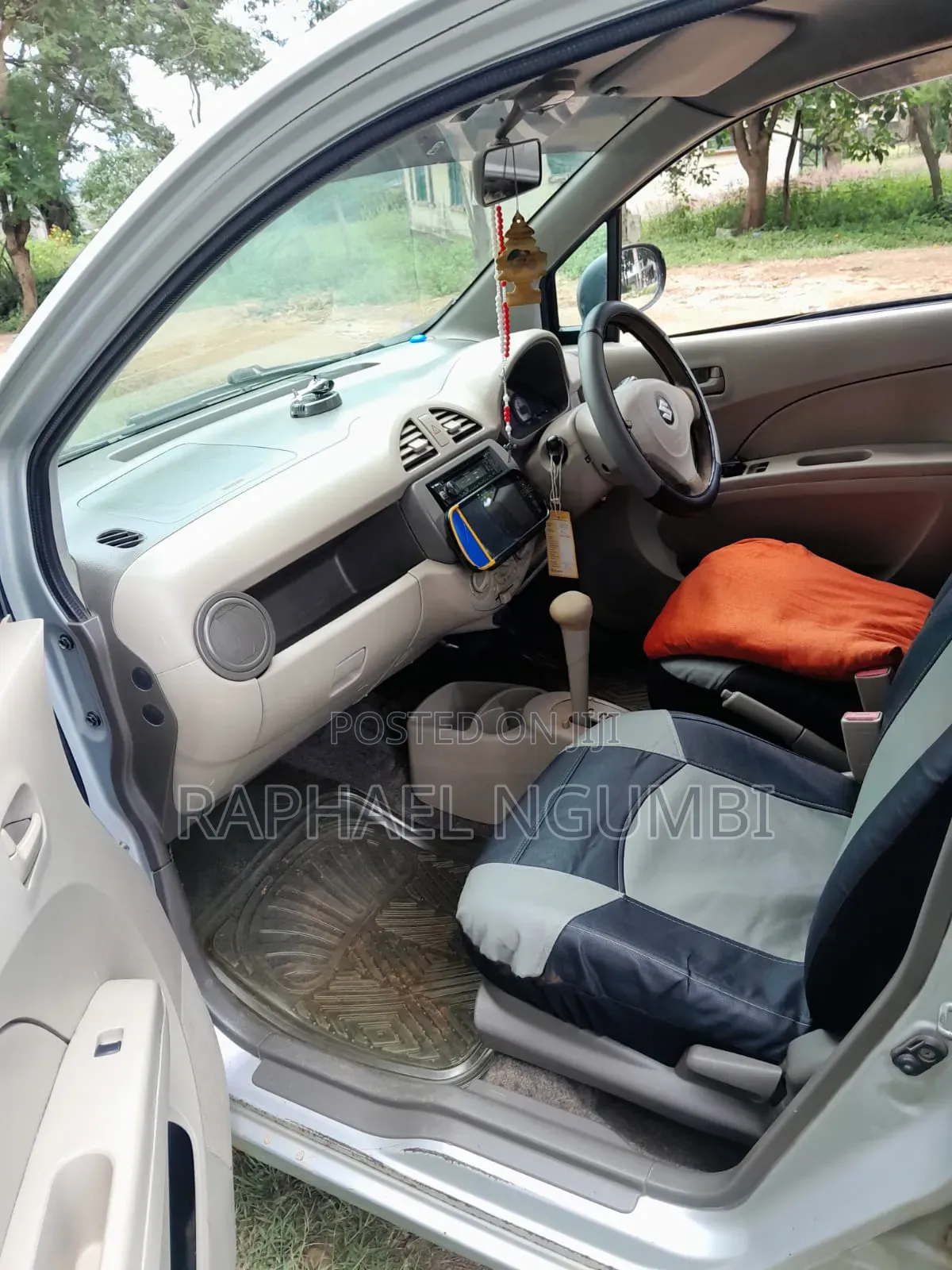 Suzuki Alto 2013 Silver