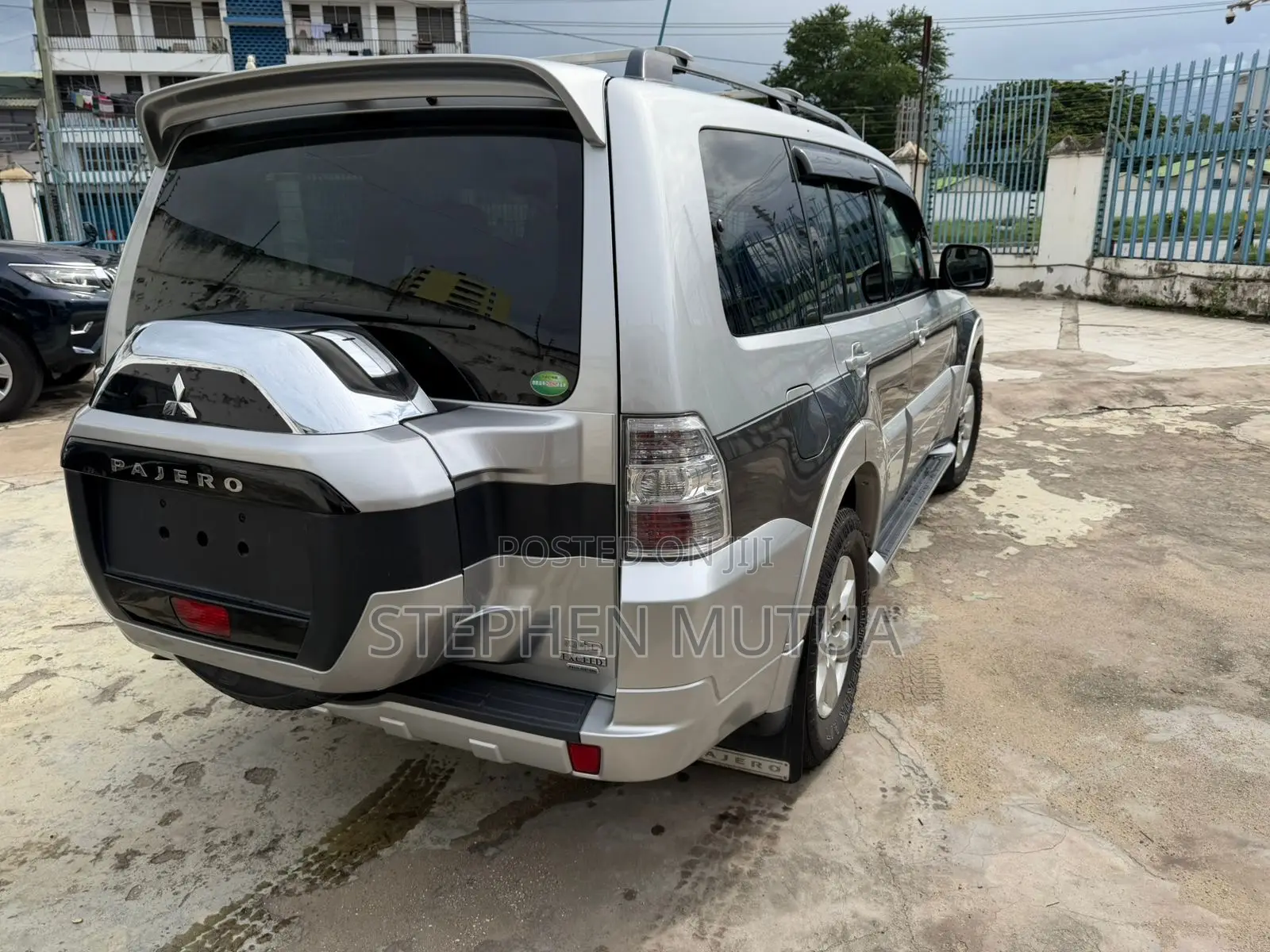 Mitsubishi Pajero Exceed 2019 Silver