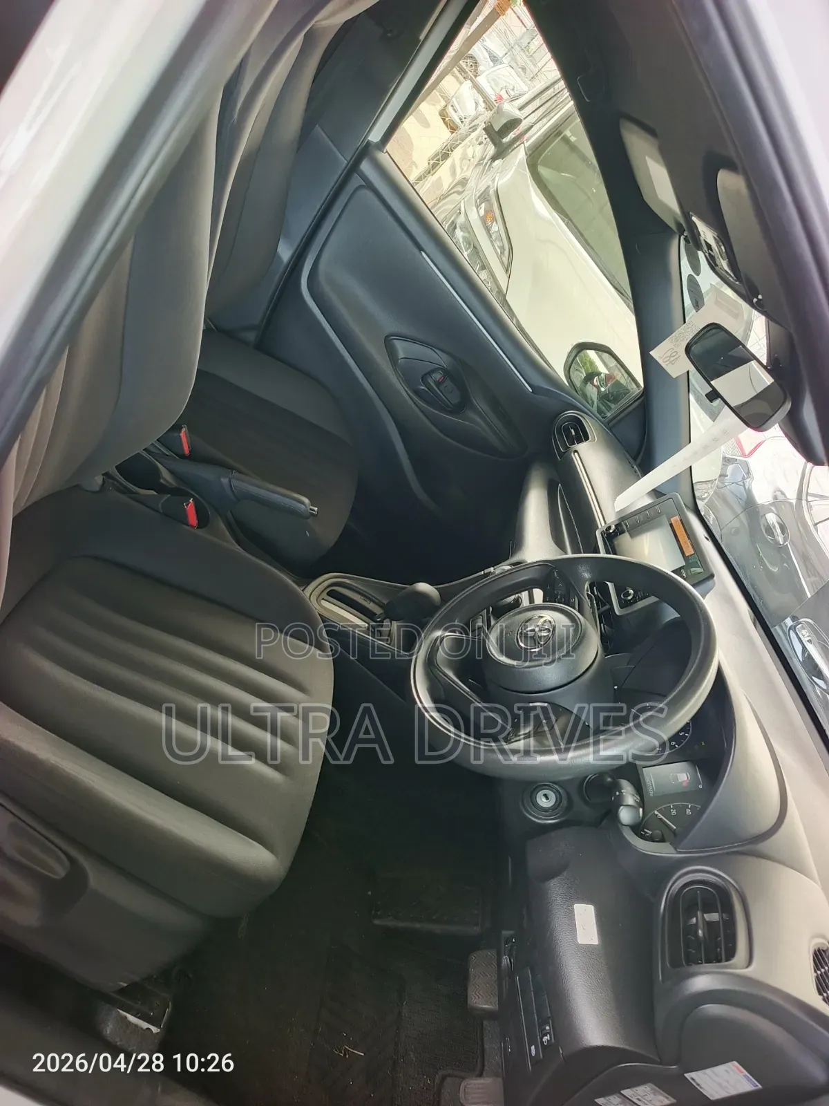Toyota Yaris 2020 White