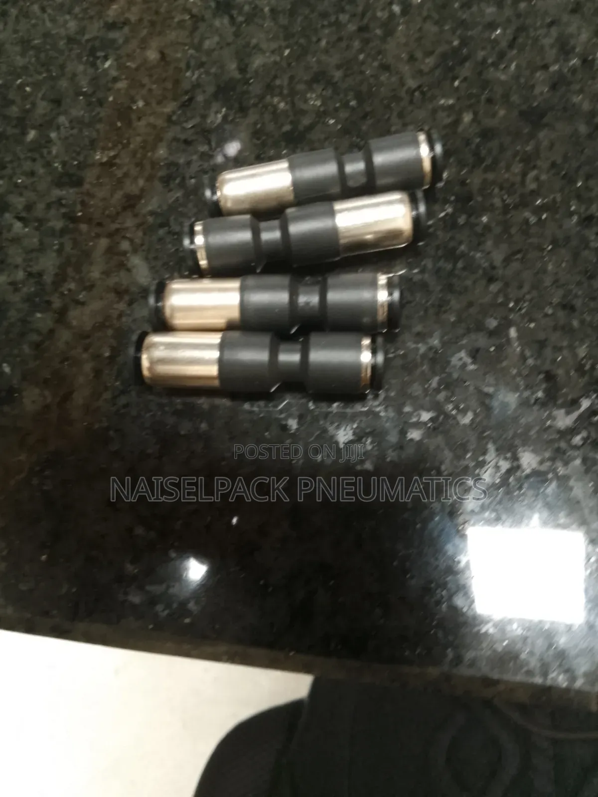 Pneumatic Straight Connector