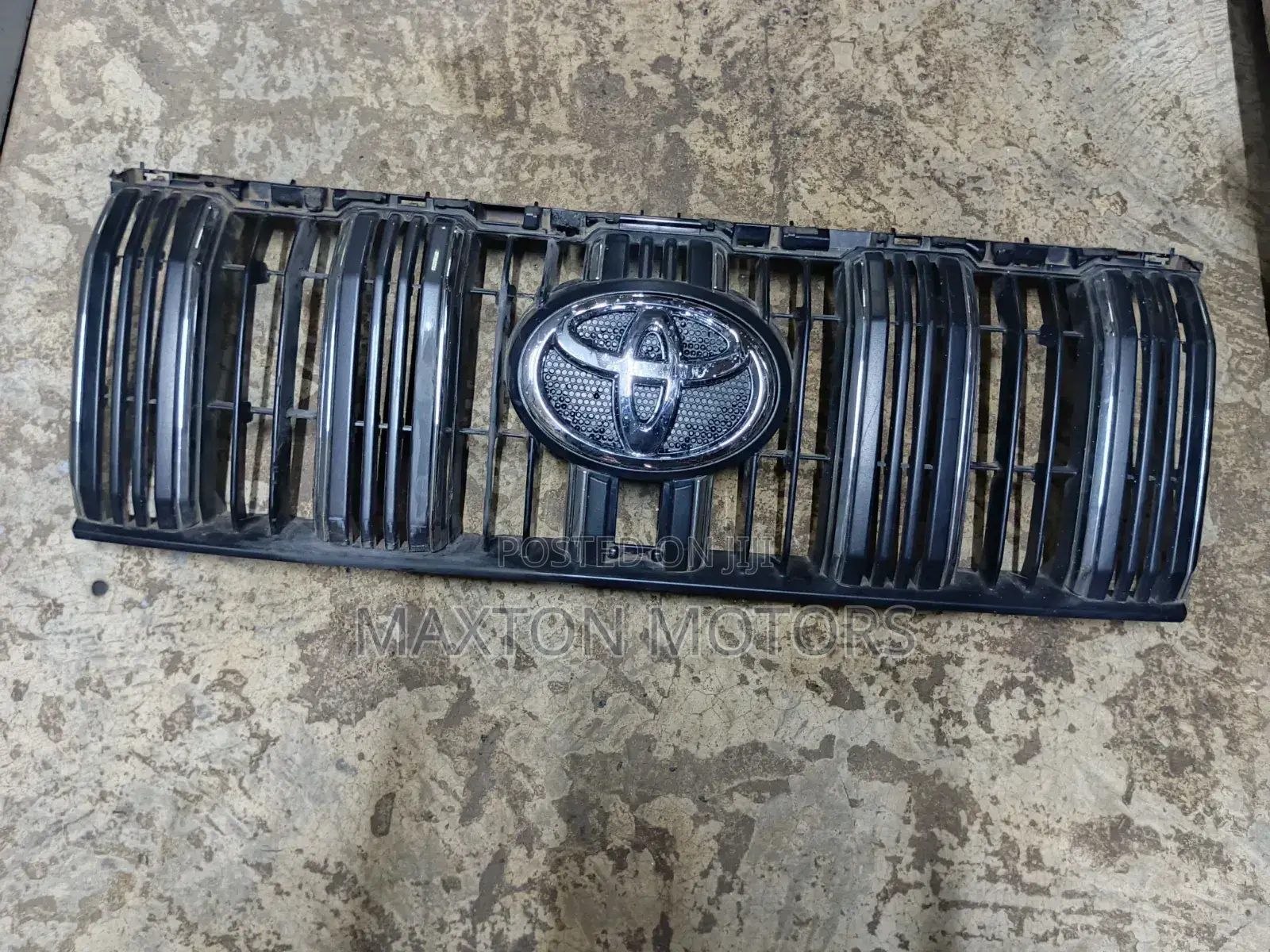 Front Grille Prado 2010