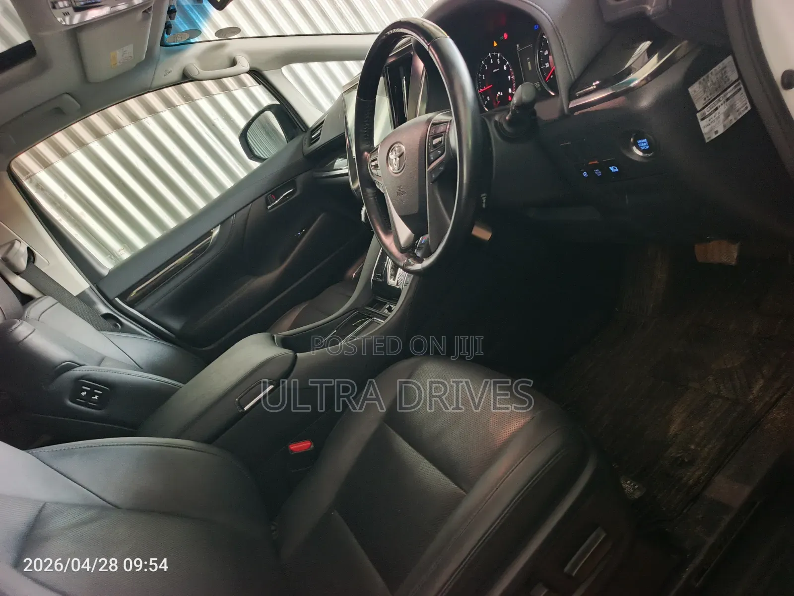 Toyota Alphard 2019 White