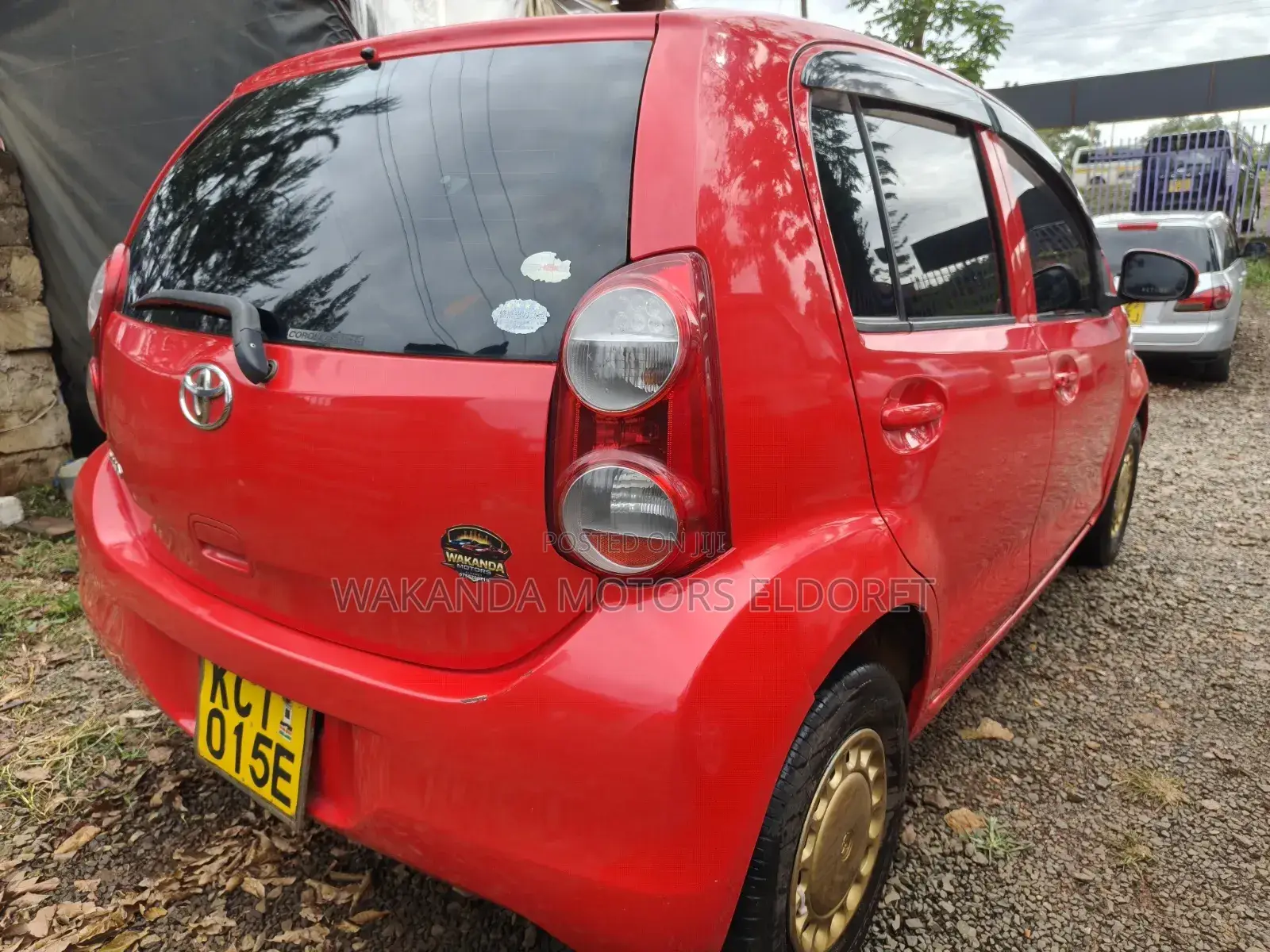 Toyota Passo 1.0 FWD 2011 Red