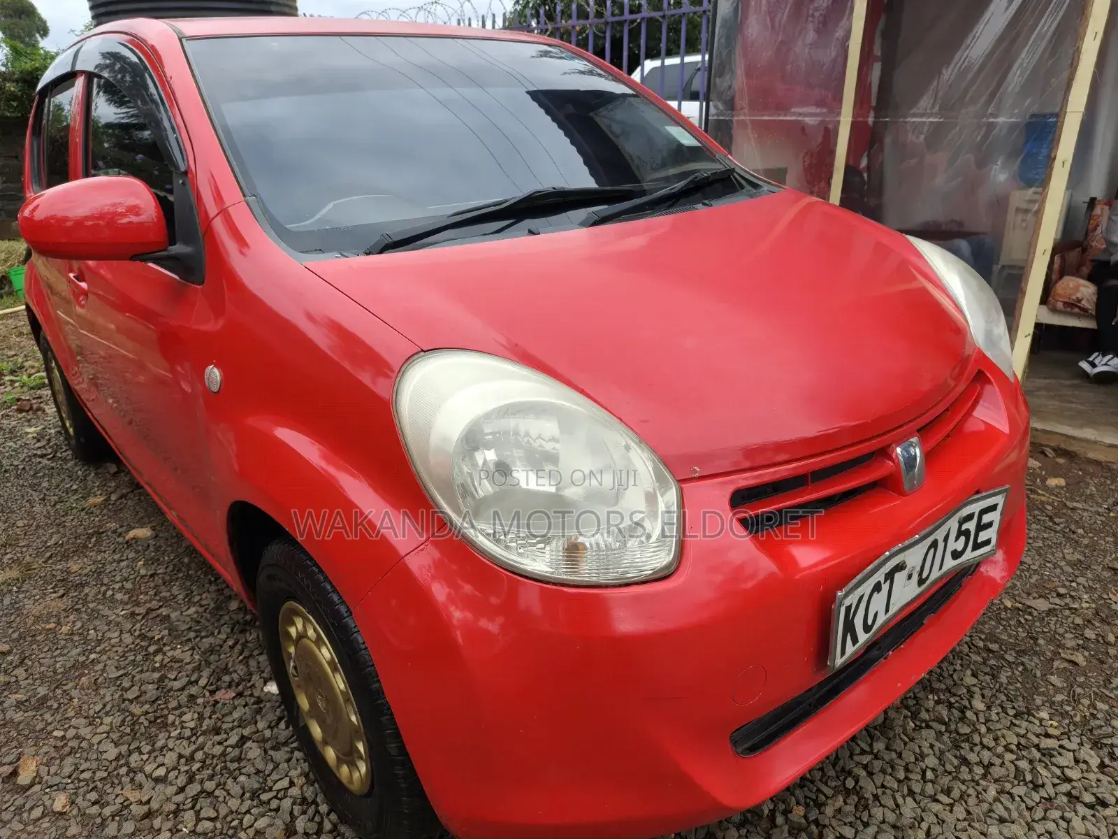 Toyota Passo 1.0 FWD 2011 Red