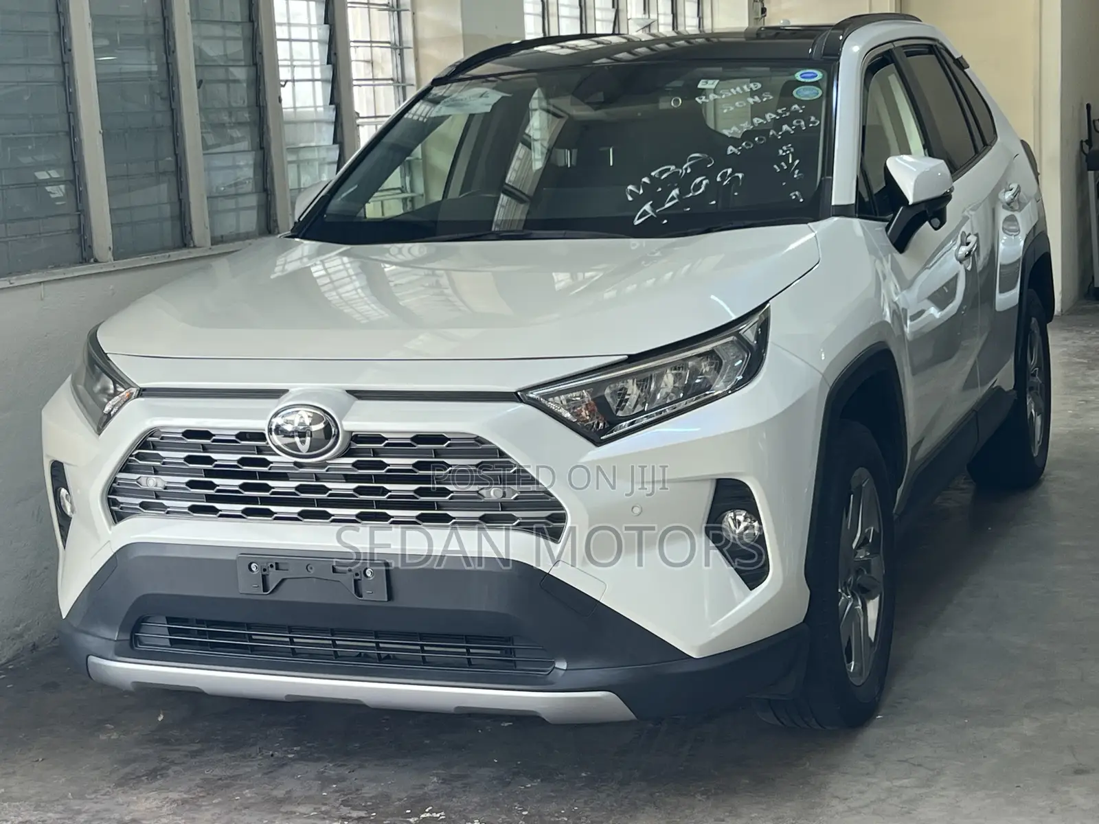 Toyota RAV4 2020 Whtie