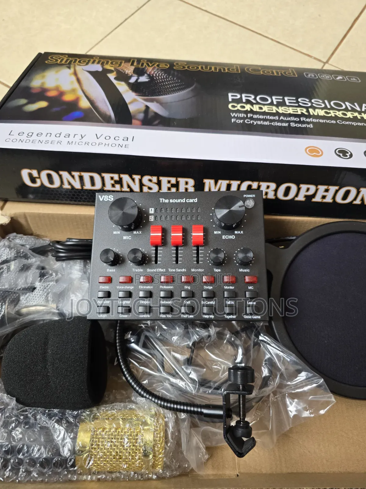 V8s Live Sound Card and Microphone Set