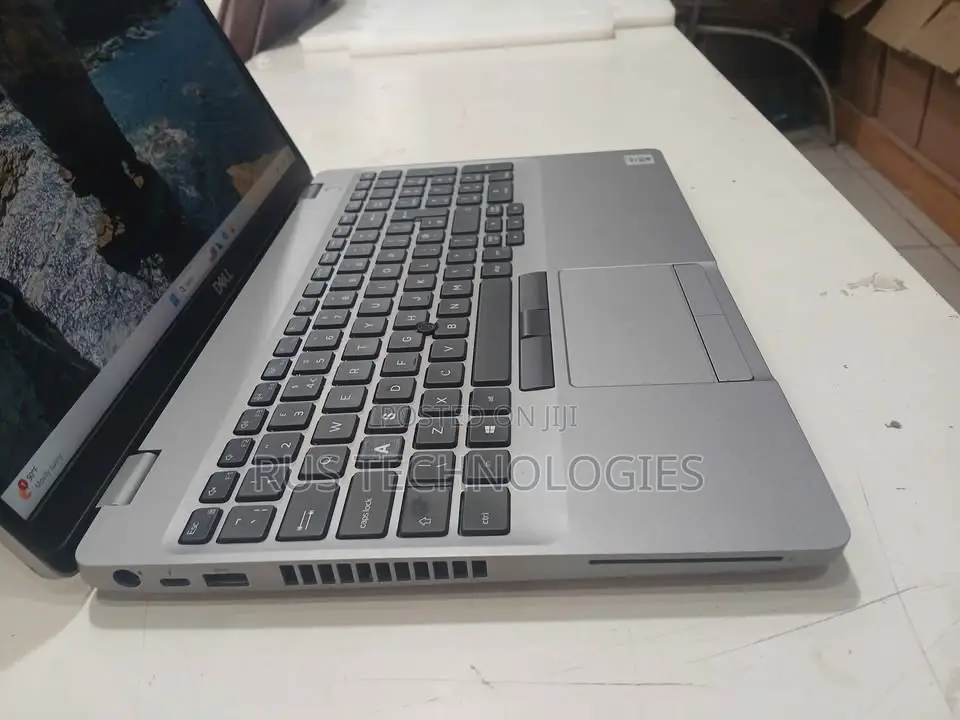 Laptop Dell Precision 15 3551 16GB Intel Core i7 SSD 512GB