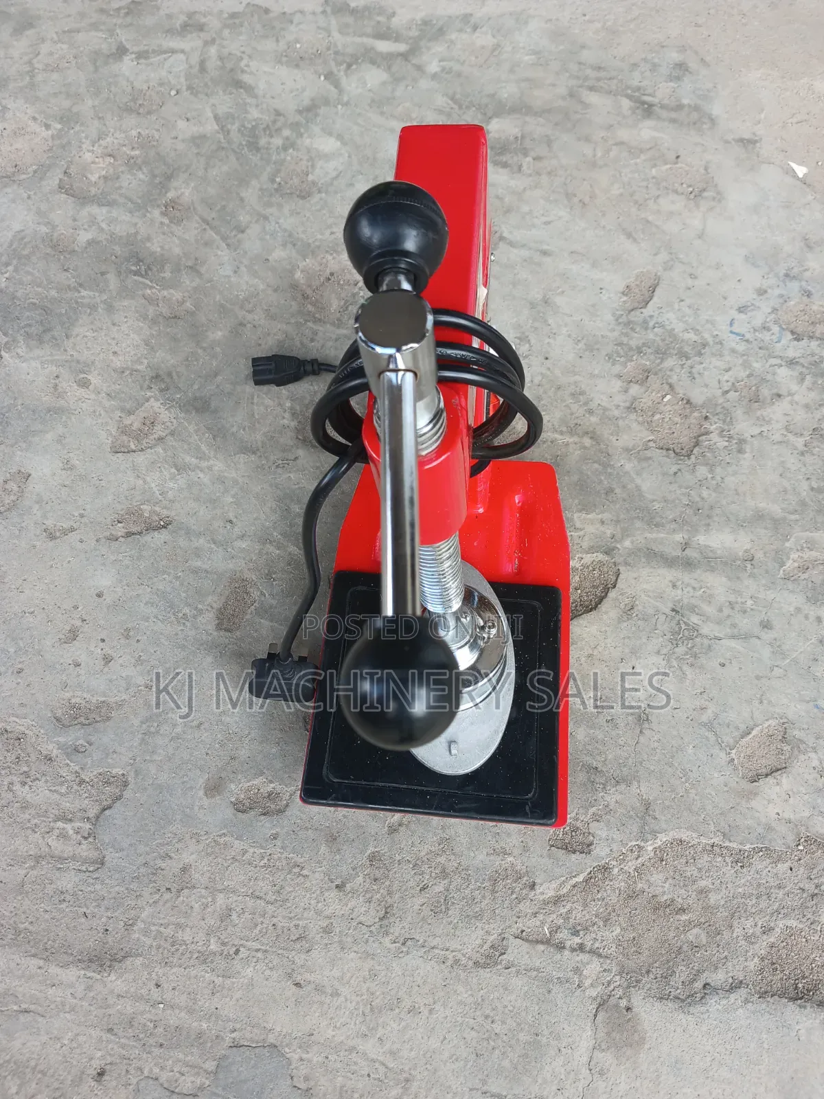 Tyre Vulcanizing Machine