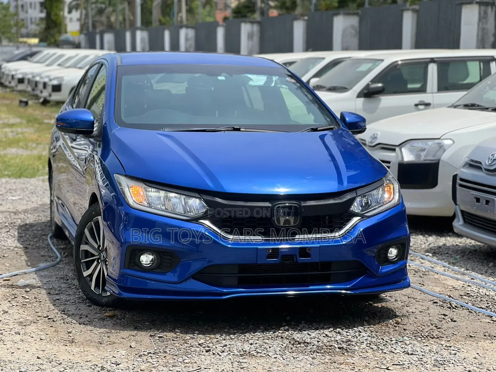 Honda Grace 2019 Blue