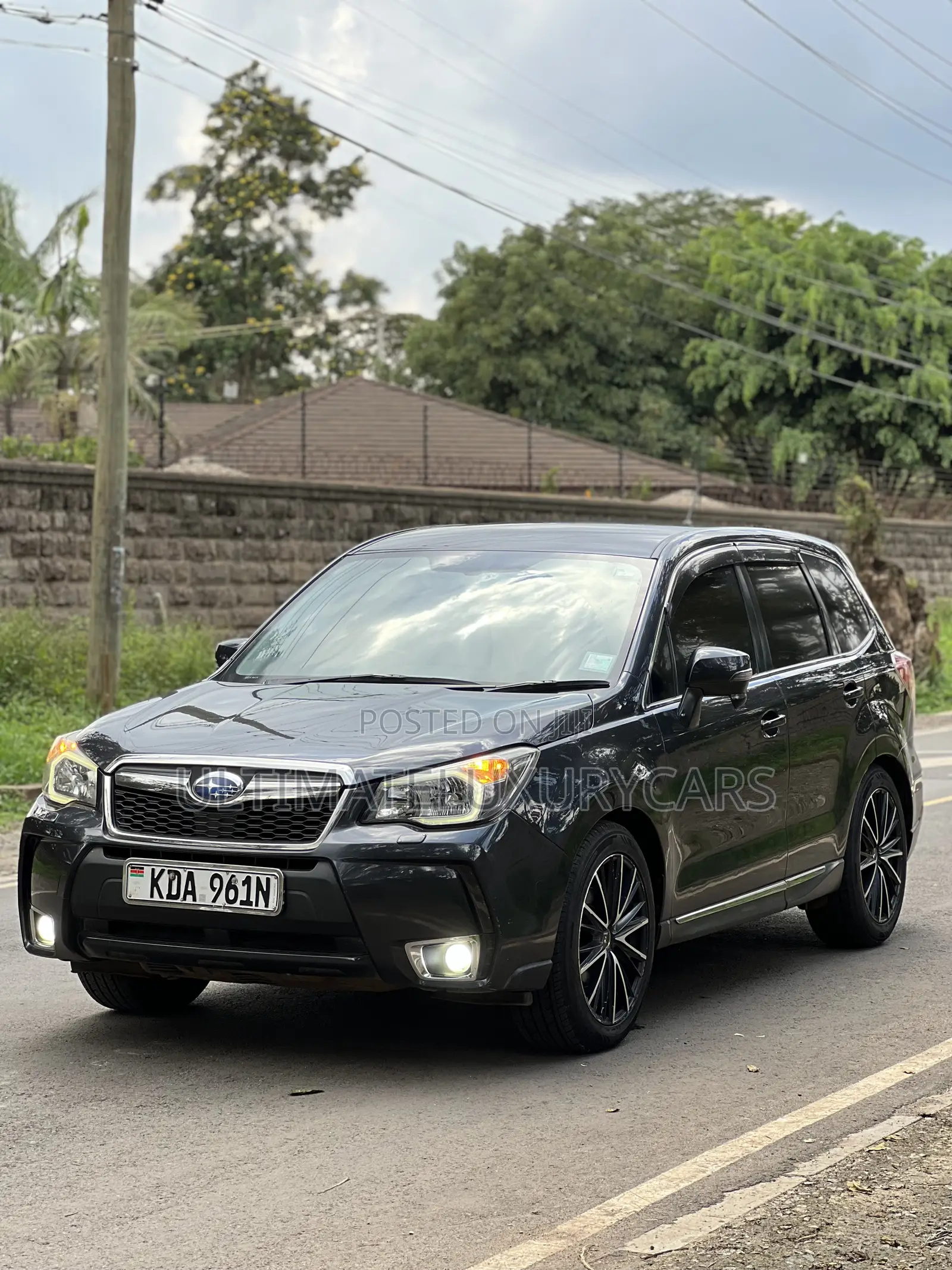 Subaru Forester 2.5i PZEV 4dr SUV AWD (2.5L 4cyl CVT) 2014 Gray