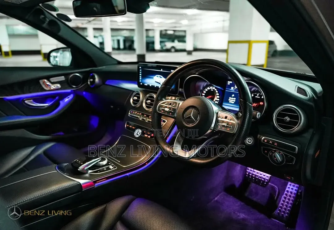 Mercedes-Benz C200 2019 White
