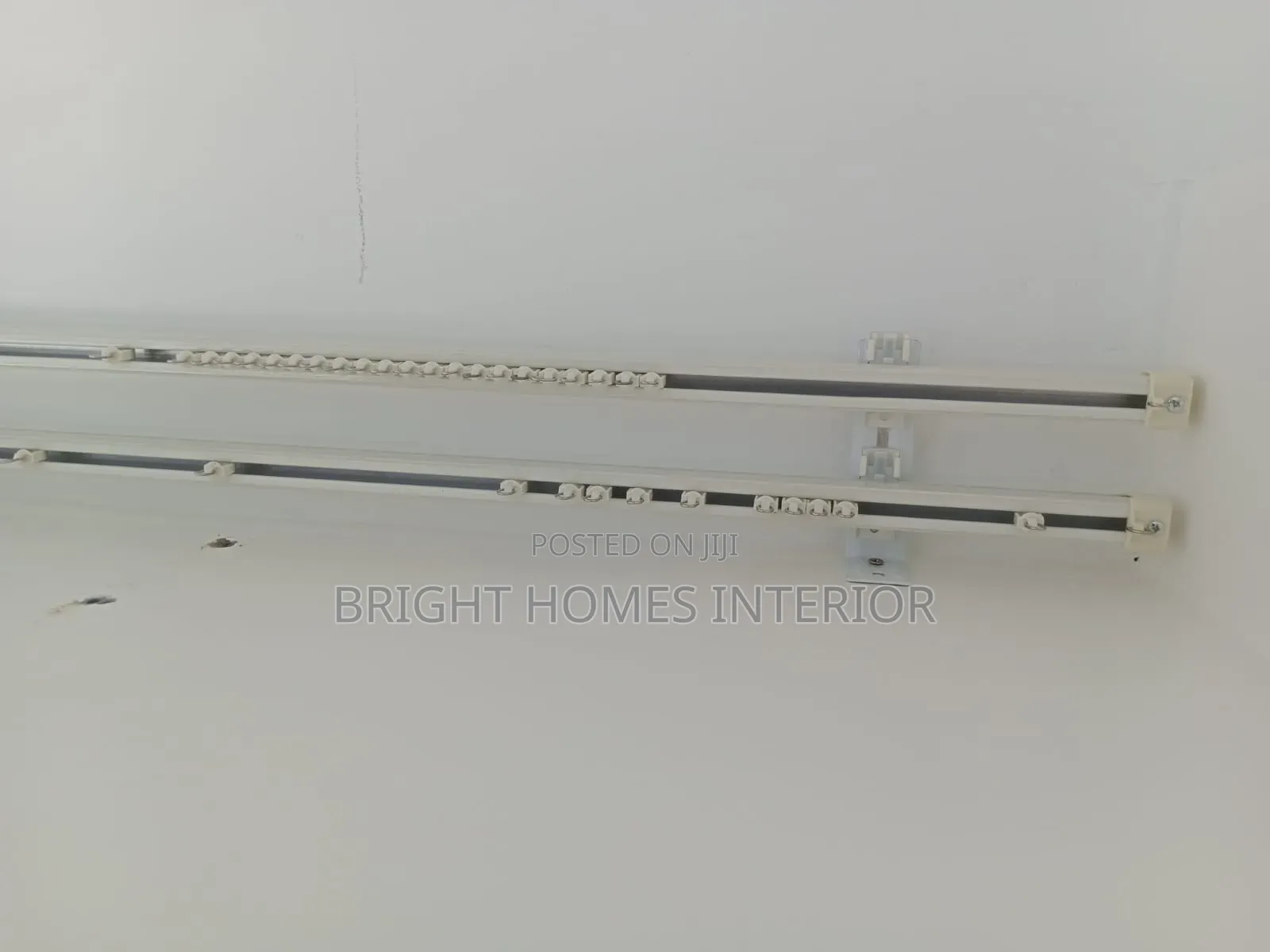 Best Curtain Rails Single Rails Available for Heavy Curtain
