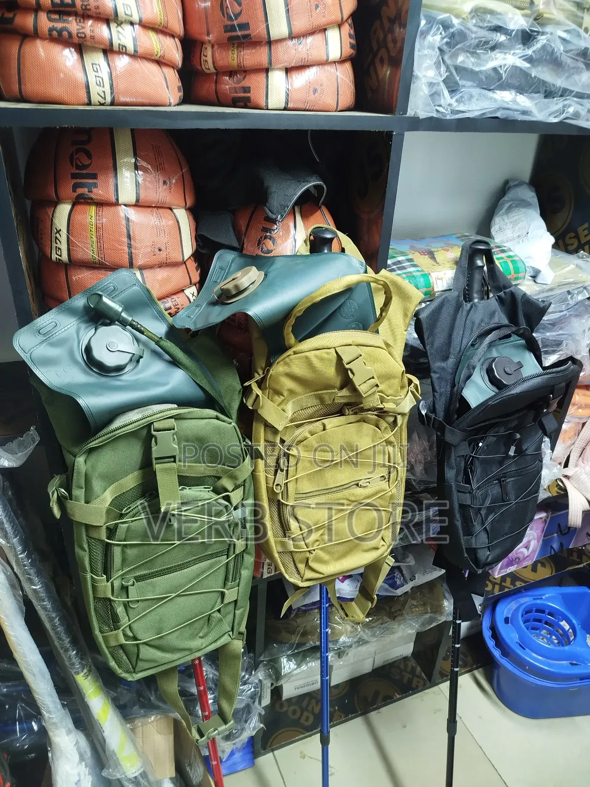 Hiking Bag With a 3l Water Bladder