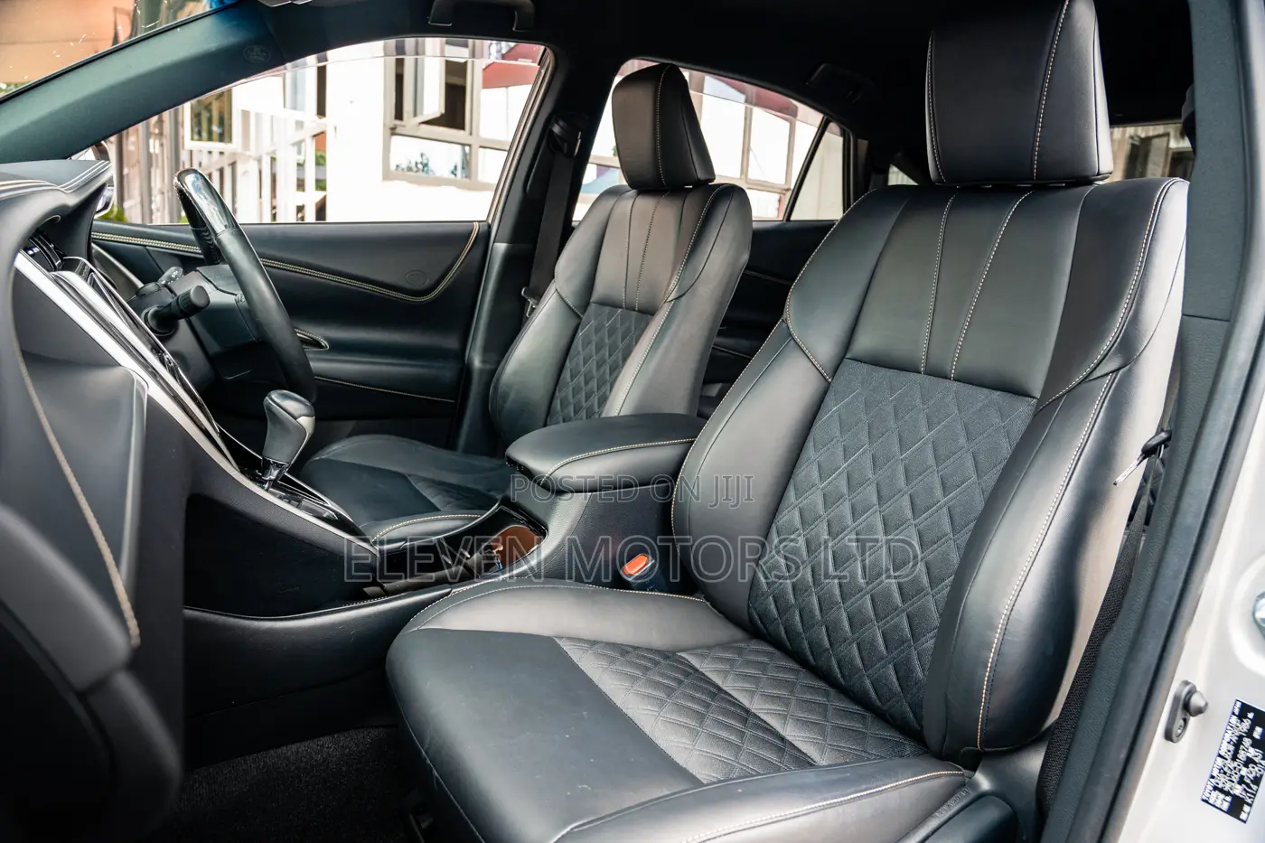 Toyota Harrier 2019 Silver