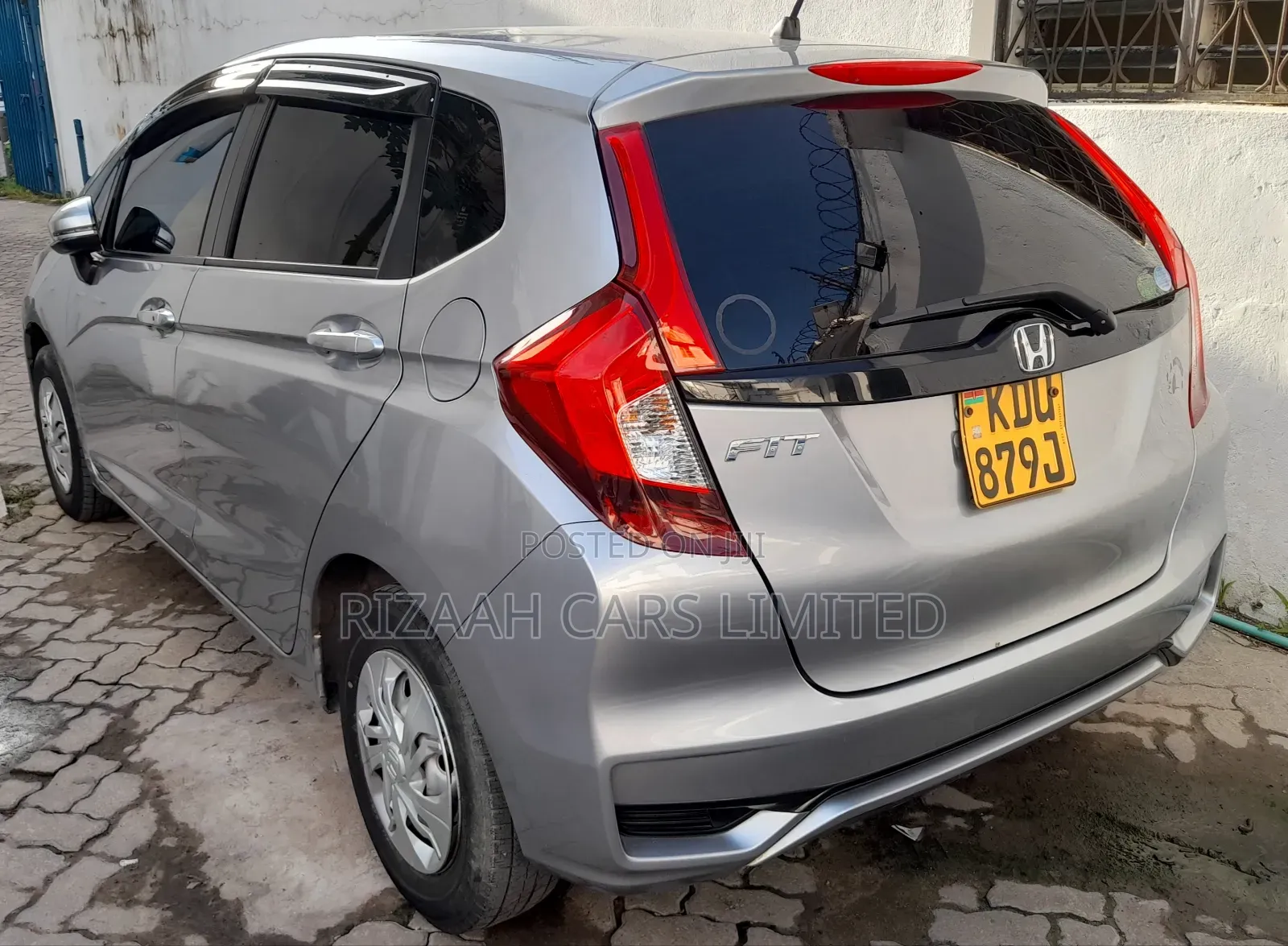 Honda Fit 2018 Silver