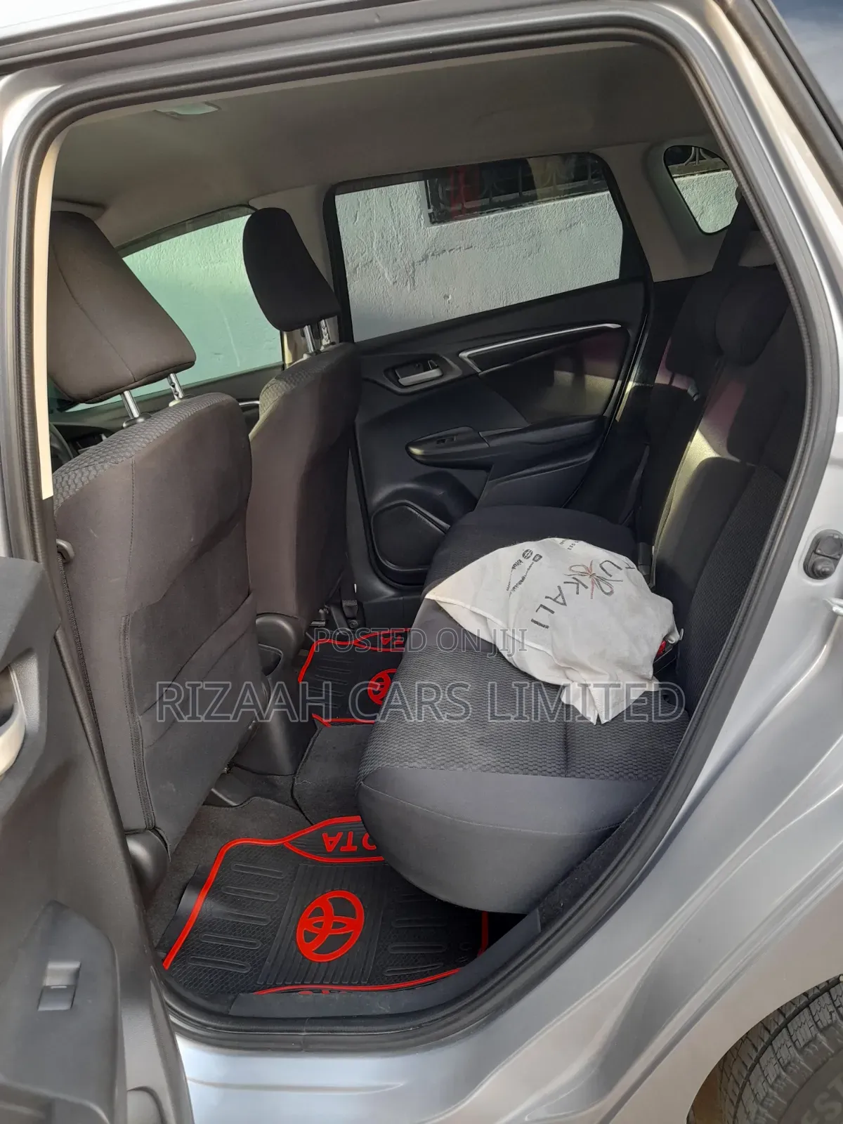 Honda Fit 2018 Silver