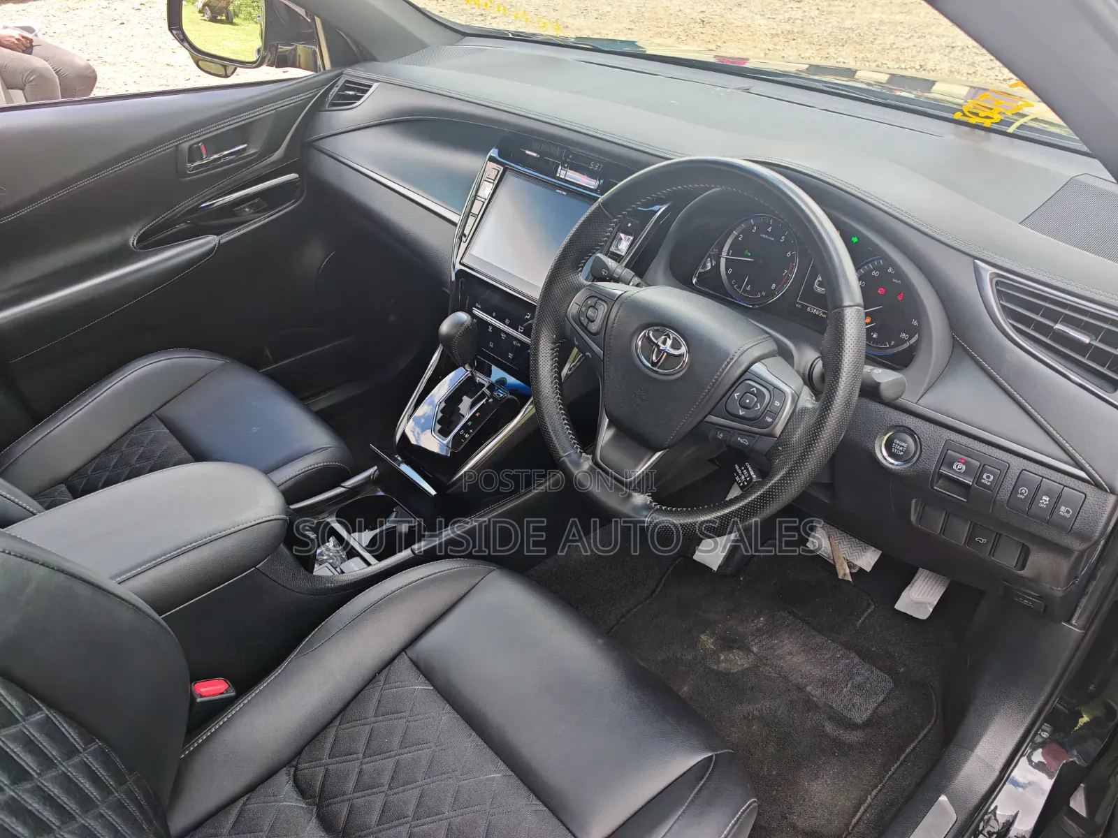 Toyota Harrier 2.0 2019 Gray