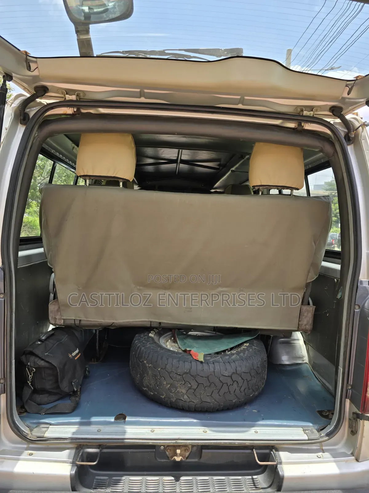 Toyota HiAce 2016 Silver