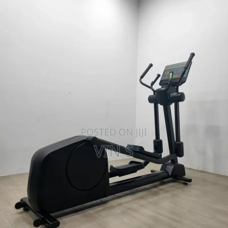 Commercial Elliptical Cross Trainers' Ellipticãl Cròss-Trainêrs