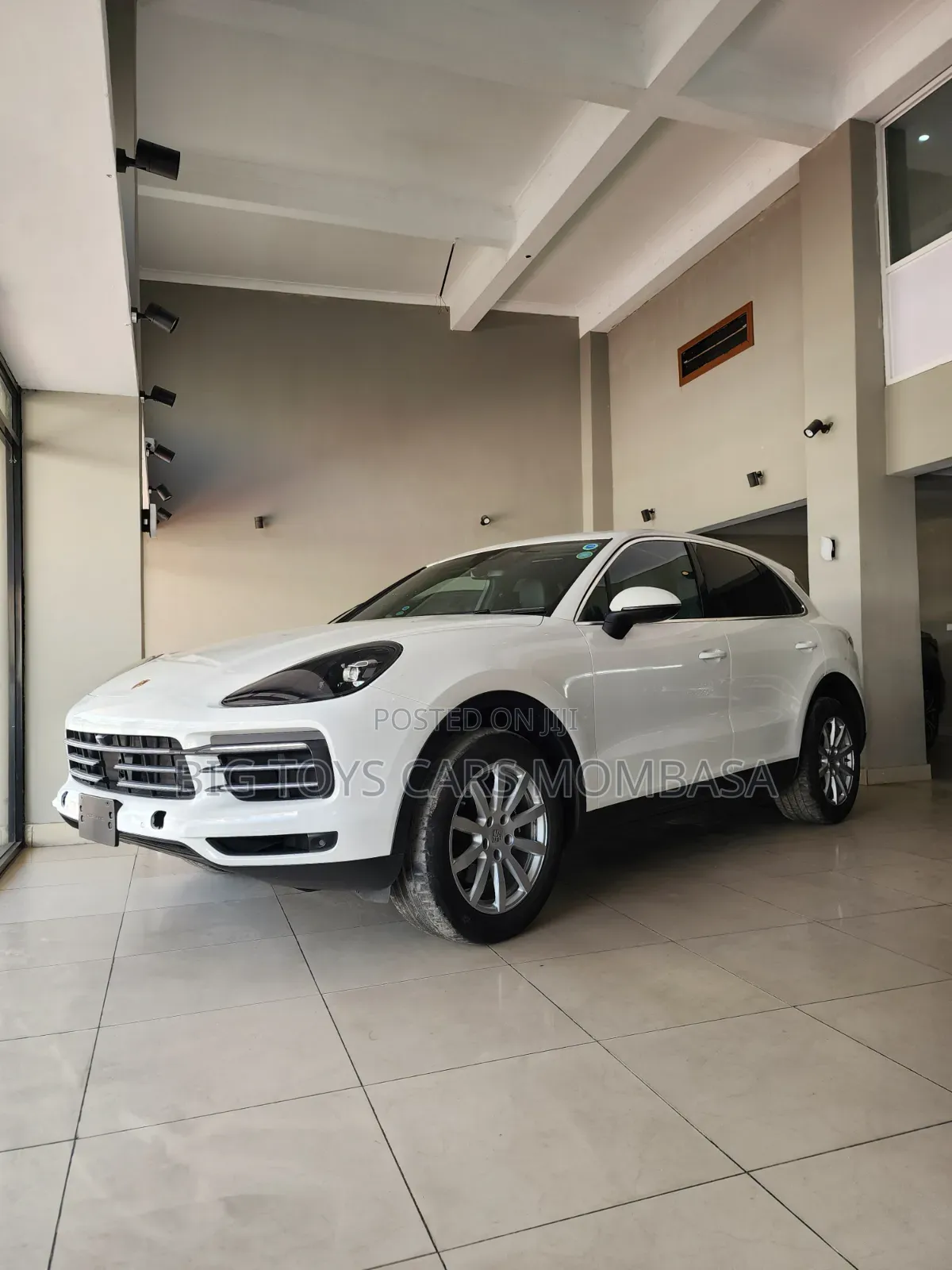 Porsche Cayenne 2019 White